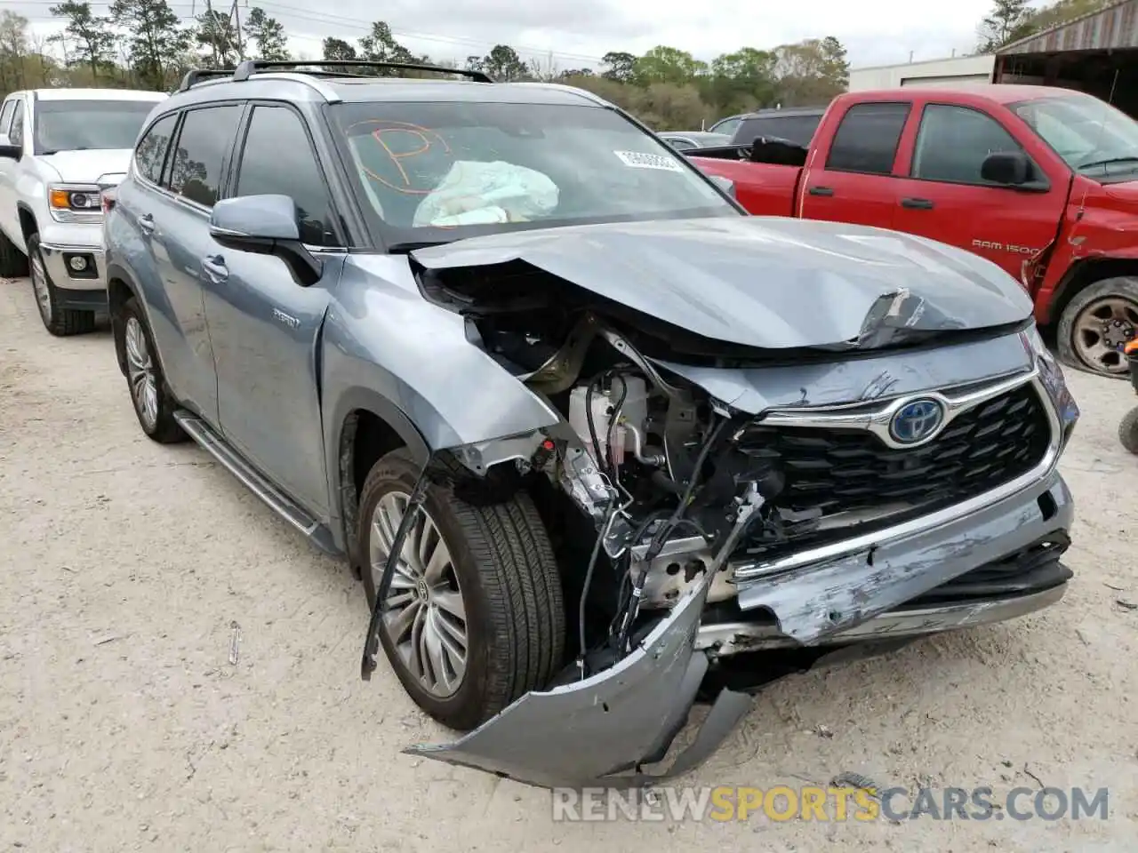 1 Photograph of a damaged car 5TDFARAH2LS003869 TOYOTA HIGHLANDER 2020