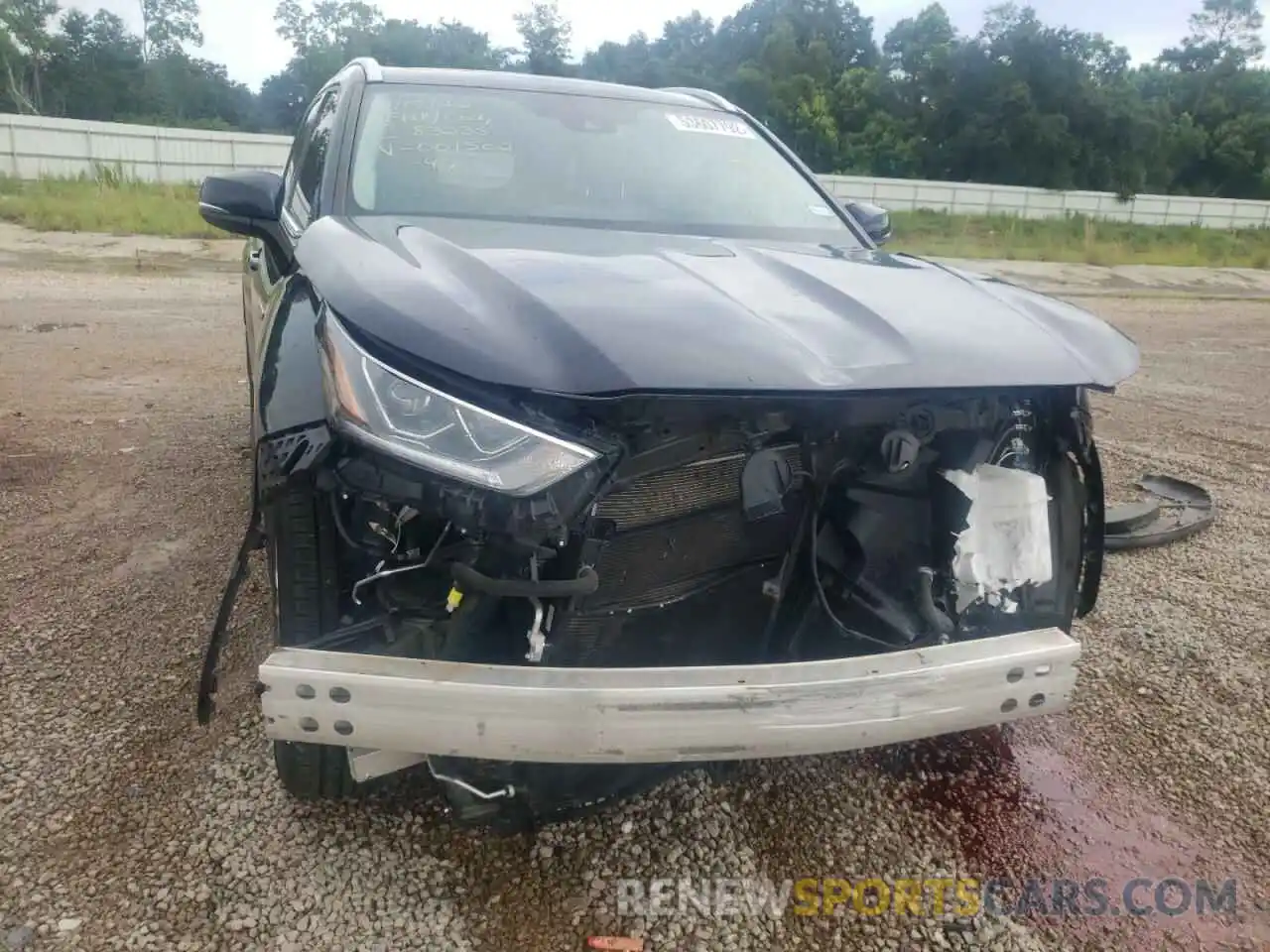 9 Photograph of a damaged car 5TDFARAH3LS001502 TOYOTA HIGHLANDER 2020