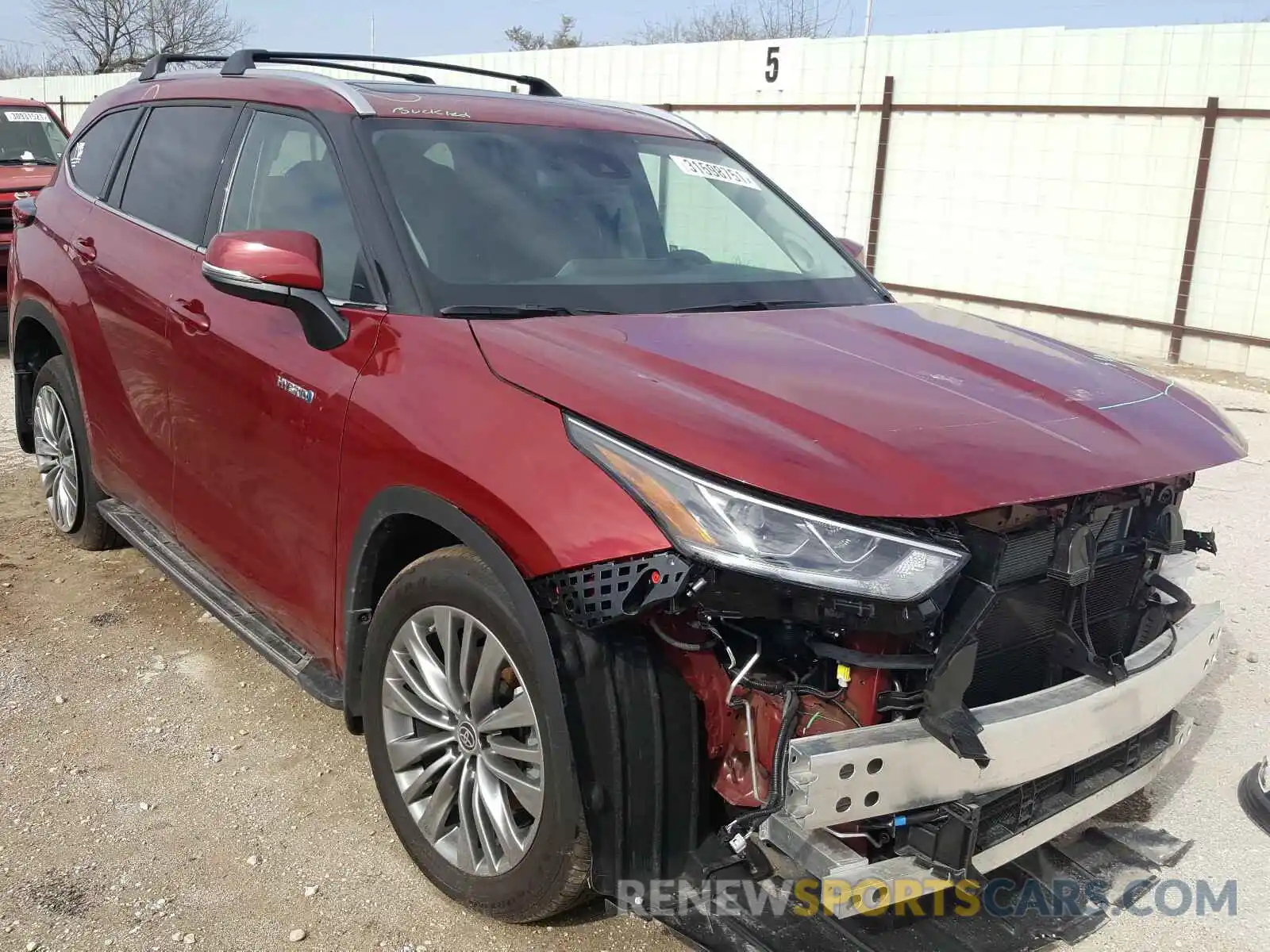 1 Photograph of a damaged car 5TDFARAHXLS003716 TOYOTA HIGHLANDER 2020