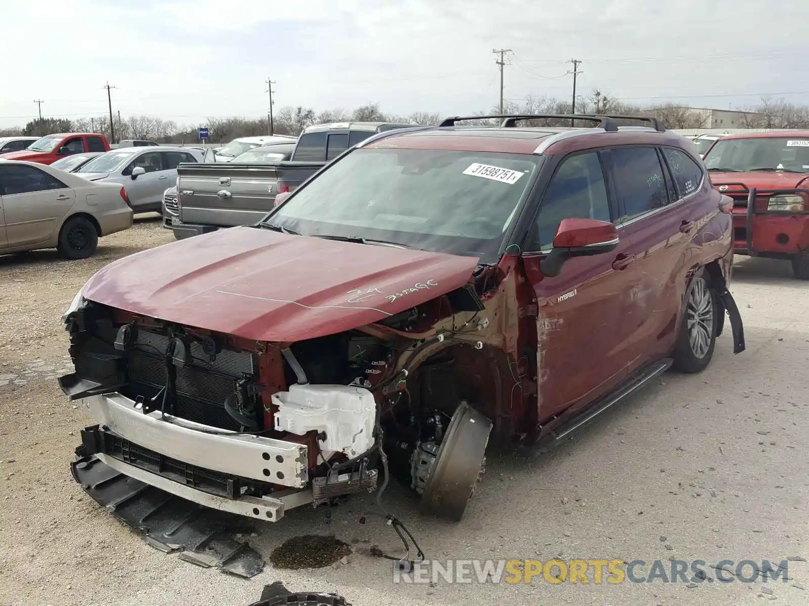 2 Photograph of a damaged car 5TDFARAHXLS003716 TOYOTA HIGHLANDER 2020