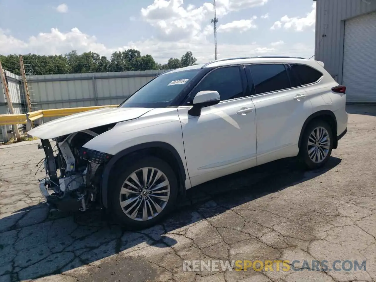 1 Photograph of a damaged car 5TDFZRAH3LS015814 TOYOTA HIGHLANDER 2020