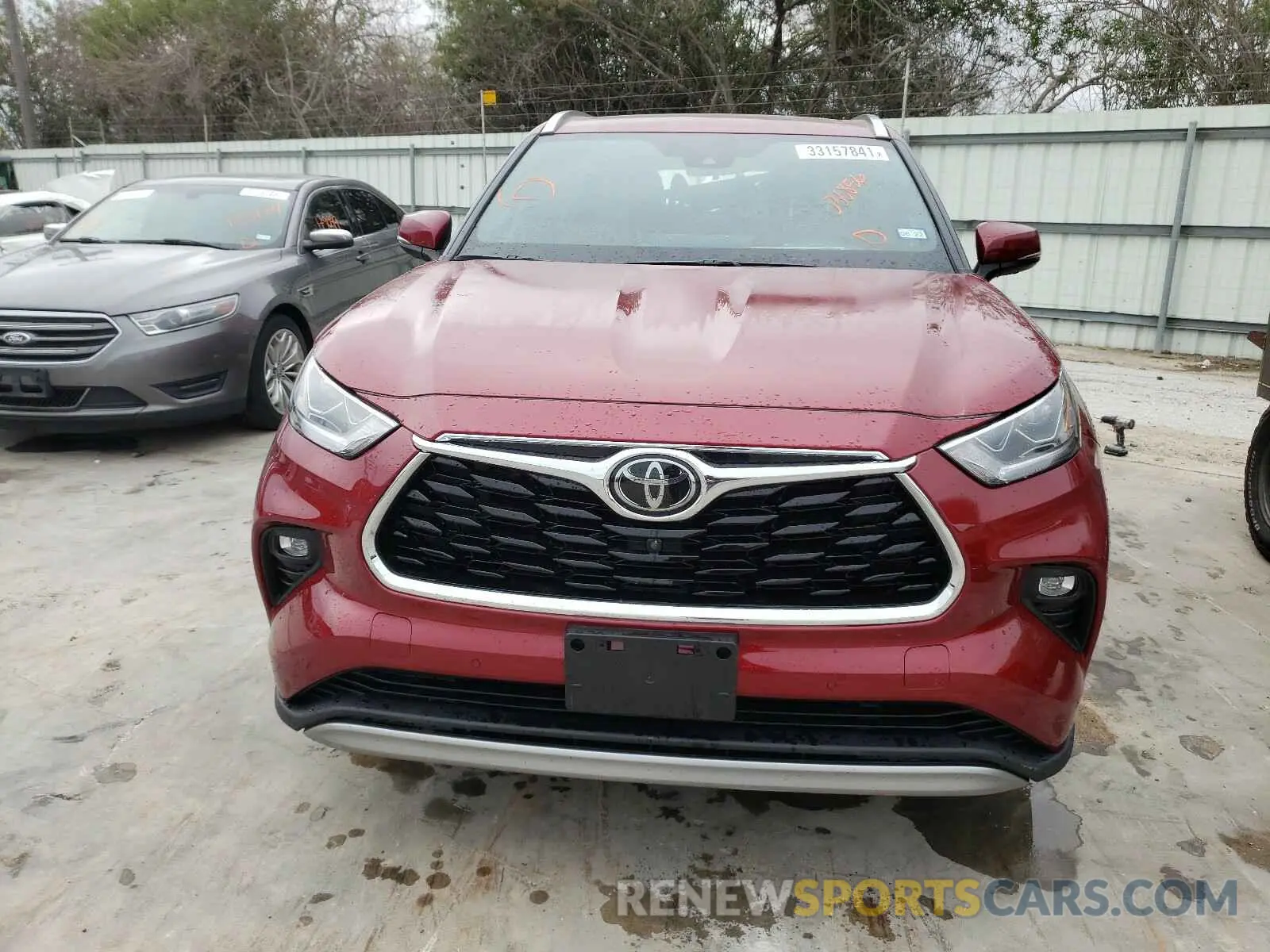 9 Photograph of a damaged car 5TDFZRAH6LS030856 TOYOTA HIGHLANDER 2020