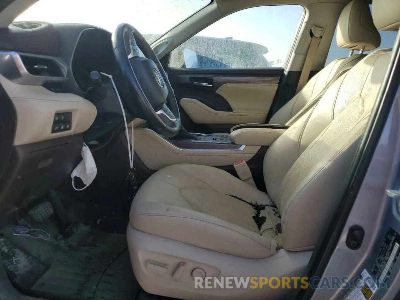 7 Photograph of a damaged car 5TDFZRAH9LS006597 TOYOTA HIGHLANDER 2020