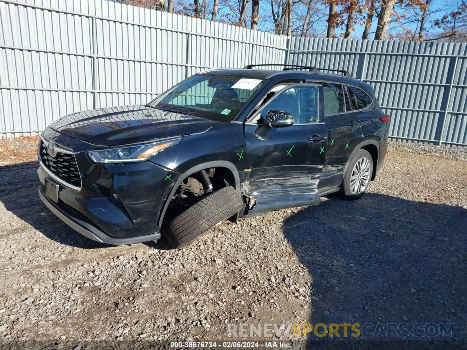 2 Photograph of a damaged car 5TDFZRBH1LS021657 TOYOTA HIGHLANDER 2020