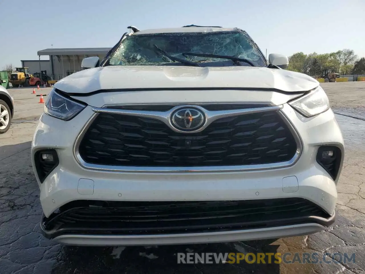 5 Photograph of a damaged car 5TDFZRBH2LS027824 TOYOTA HIGHLANDER 2020