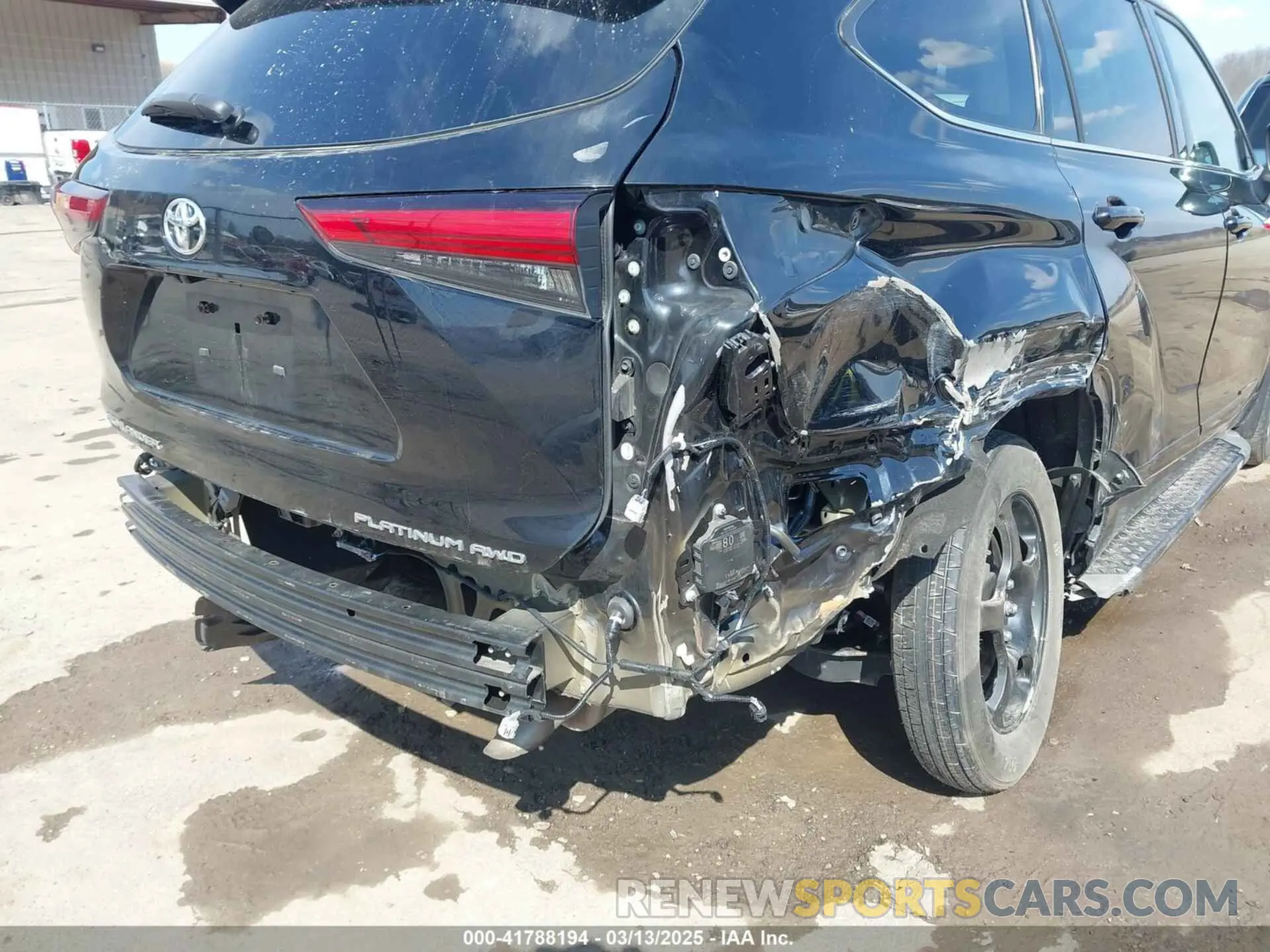 6 Photograph of a damaged car 5TDFZRBH2LS034921 TOYOTA HIGHLANDER 2020