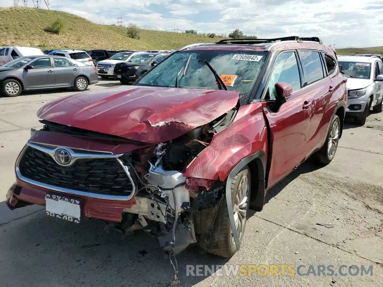 2 Photograph of a damaged car 5TDFZRBH3LS053283 TOYOTA HIGHLANDER 2020