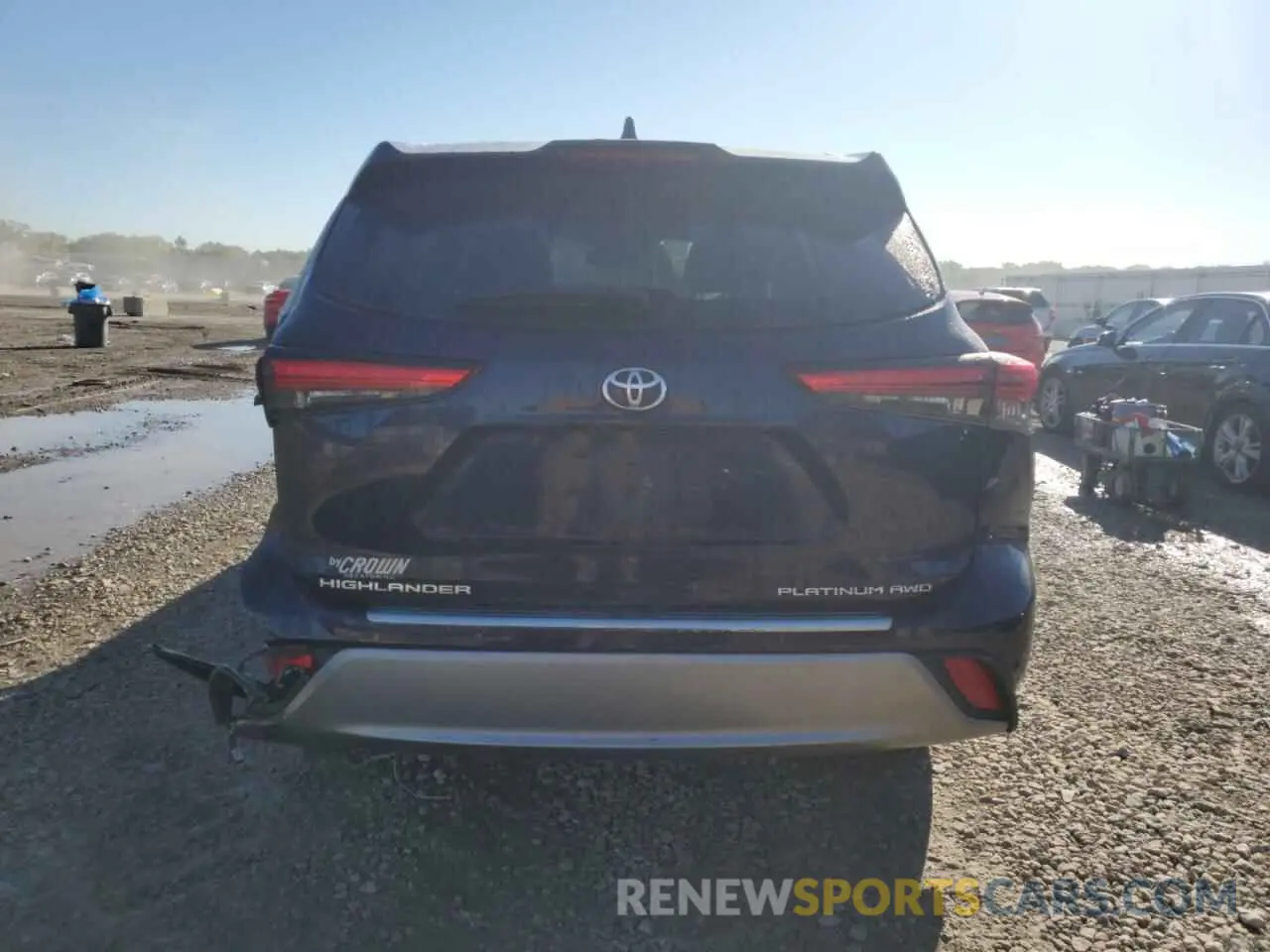 6 Photograph of a damaged car 5TDFZRBH5LS008457 TOYOTA HIGHLANDER 2020