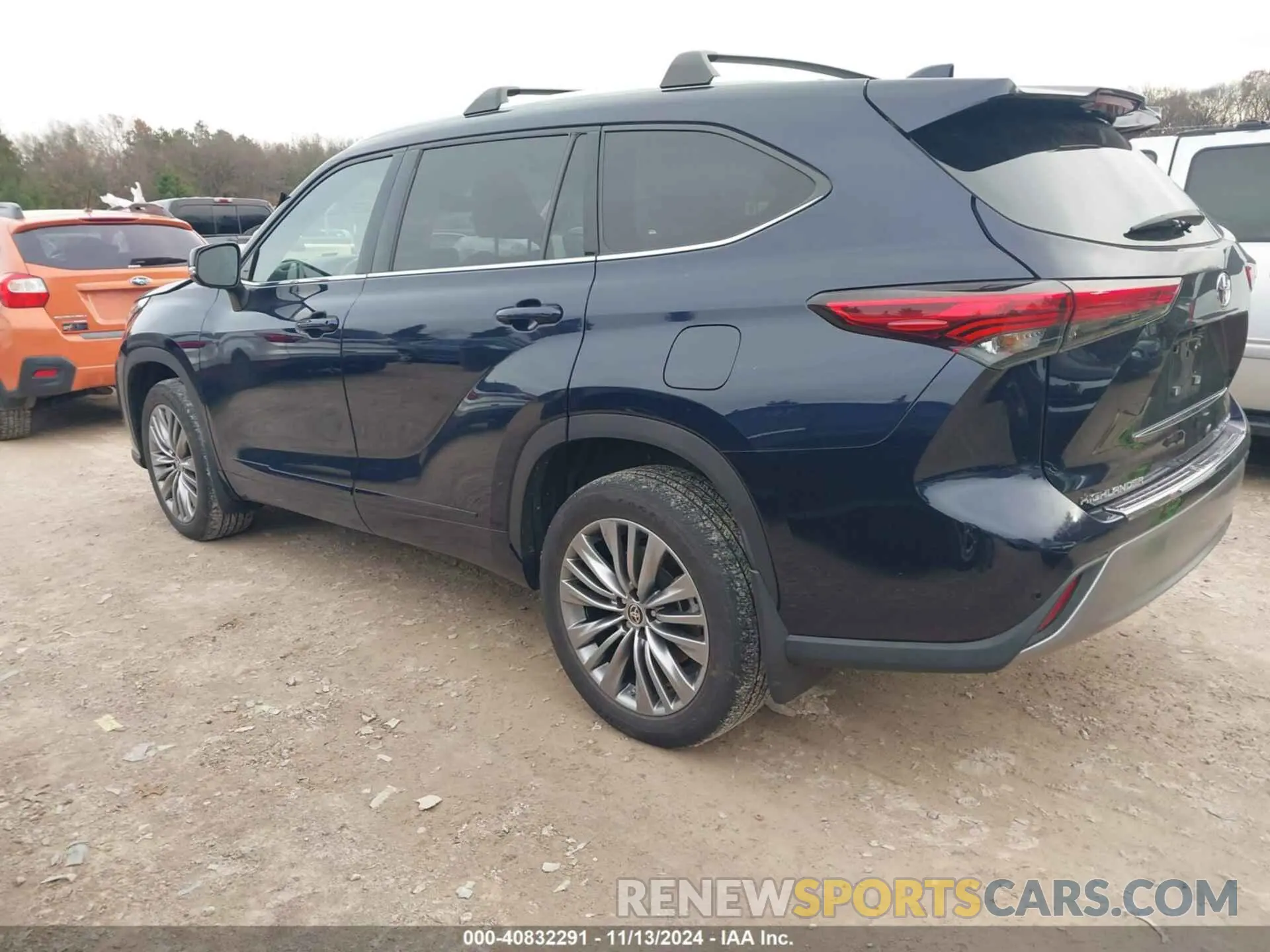 3 Photograph of a damaged car 5TDFZRBH6LS004028 TOYOTA HIGHLANDER 2020