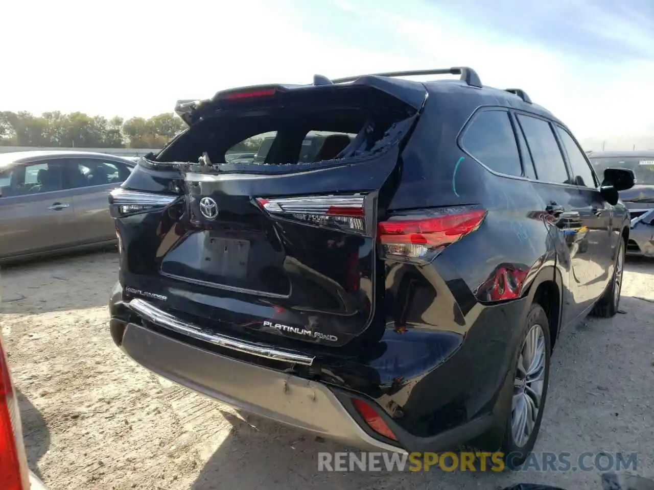 9 Photograph of a damaged car 5TDFZRBH7LS001591 TOYOTA HIGHLANDER 2020