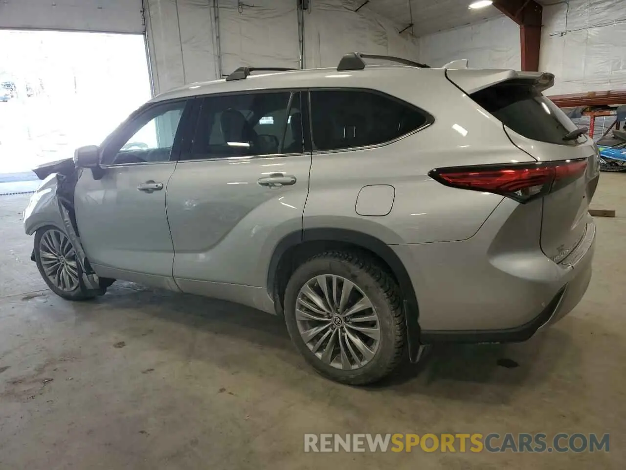 2 Photograph of a damaged car 5TDFZRBH7LS013644 TOYOTA HIGHLANDER 2020