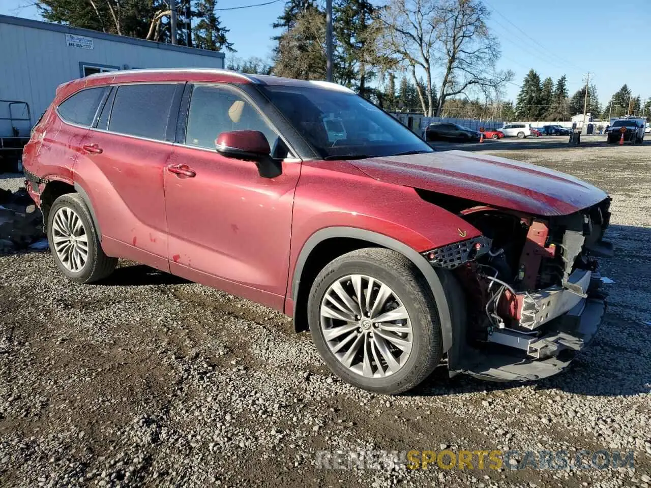 4 Photograph of a damaged car 5TDFZRBH7LS023509 TOYOTA HIGHLANDER 2020