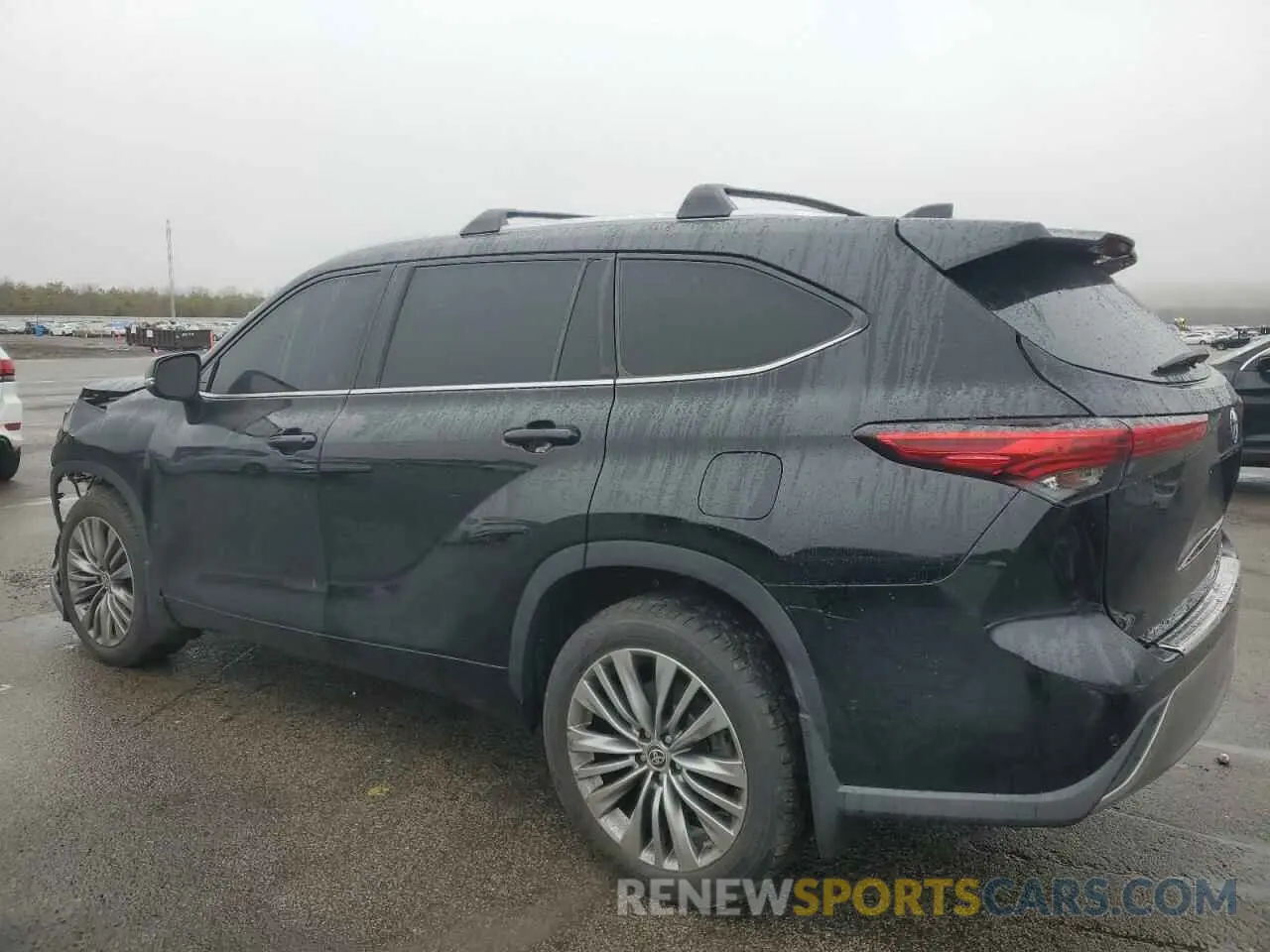 2 Photograph of a damaged car 5TDFZRBH9LS018733 TOYOTA HIGHLANDER 2020
