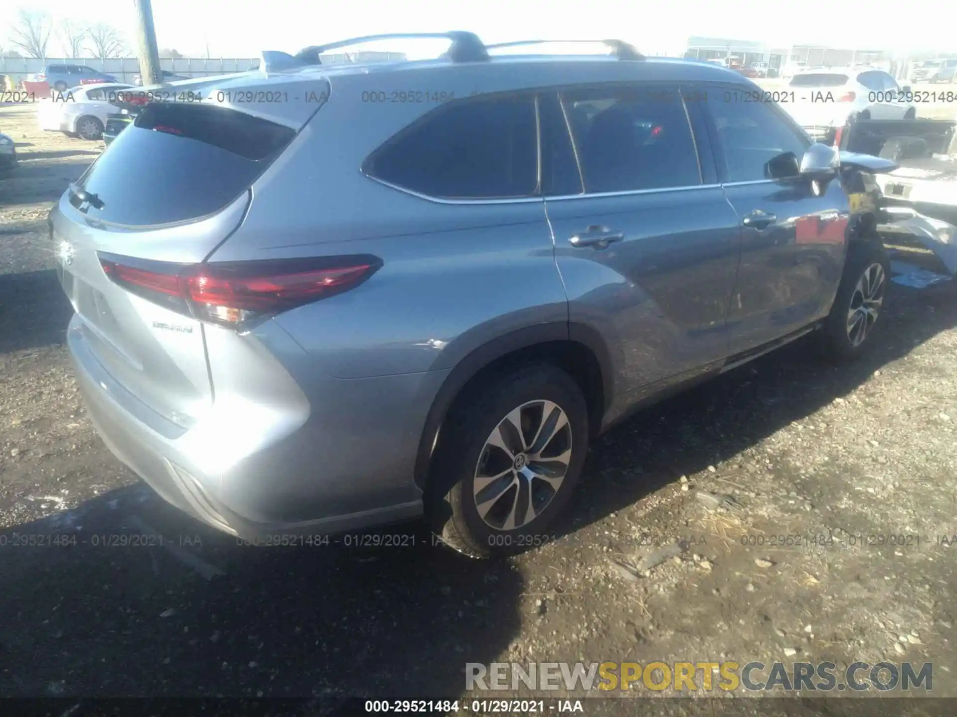 4 Photograph of a damaged car 5TDGARAH0LS000957 TOYOTA HIGHLANDER 2020