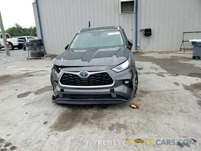 12 Photograph of a damaged car 5TDGARAH2LS500540 TOYOTA HIGHLANDER 2020