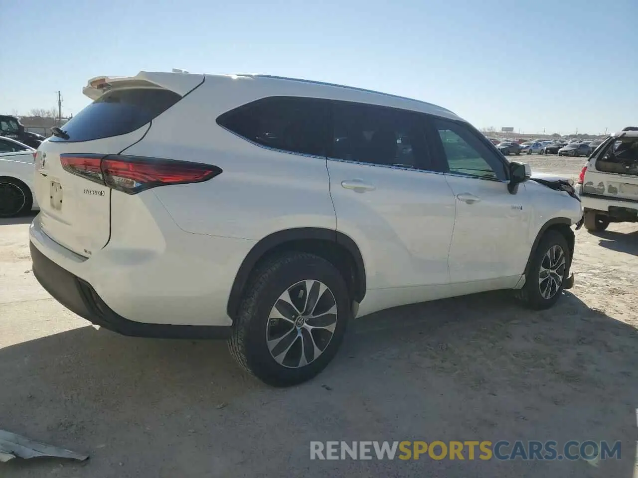 3 Photograph of a damaged car 5TDGARAH4LS501673 TOYOTA HIGHLANDER 2020