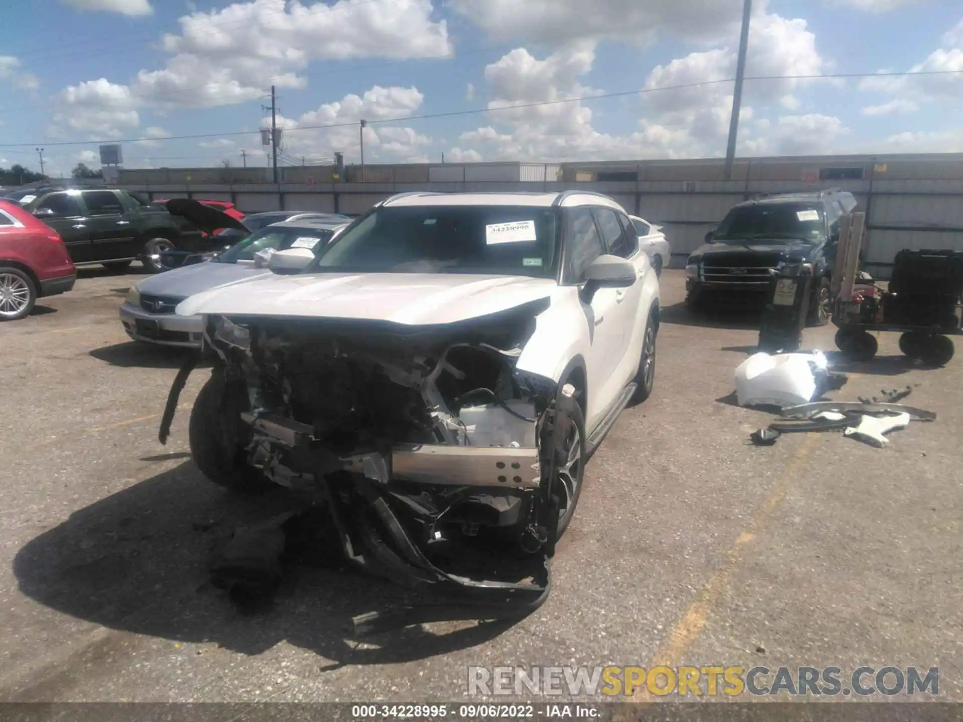 2 Photograph of a damaged car 5TDGARAH6LS501366 TOYOTA HIGHLANDER 2020