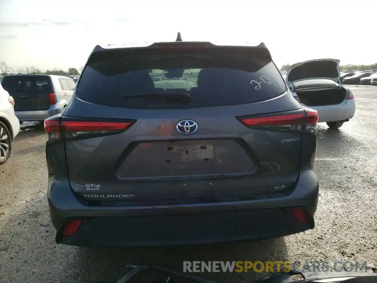 6 Photograph of a damaged car 5TDGARAH6LS502338 TOYOTA HIGHLANDER 2020