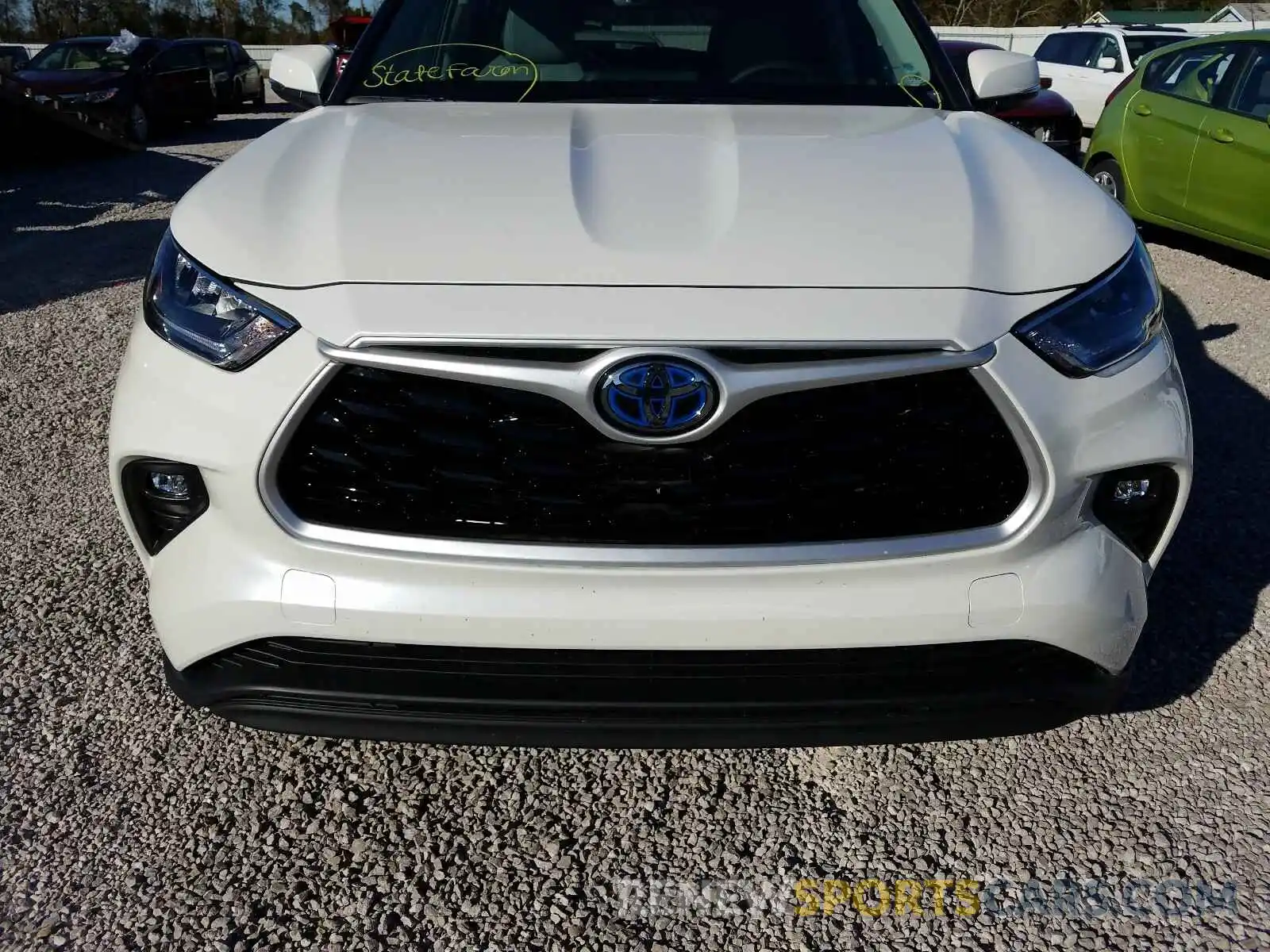 9 Photograph of a damaged car 5TDGARAH9LS501443 TOYOTA HIGHLANDER 2020