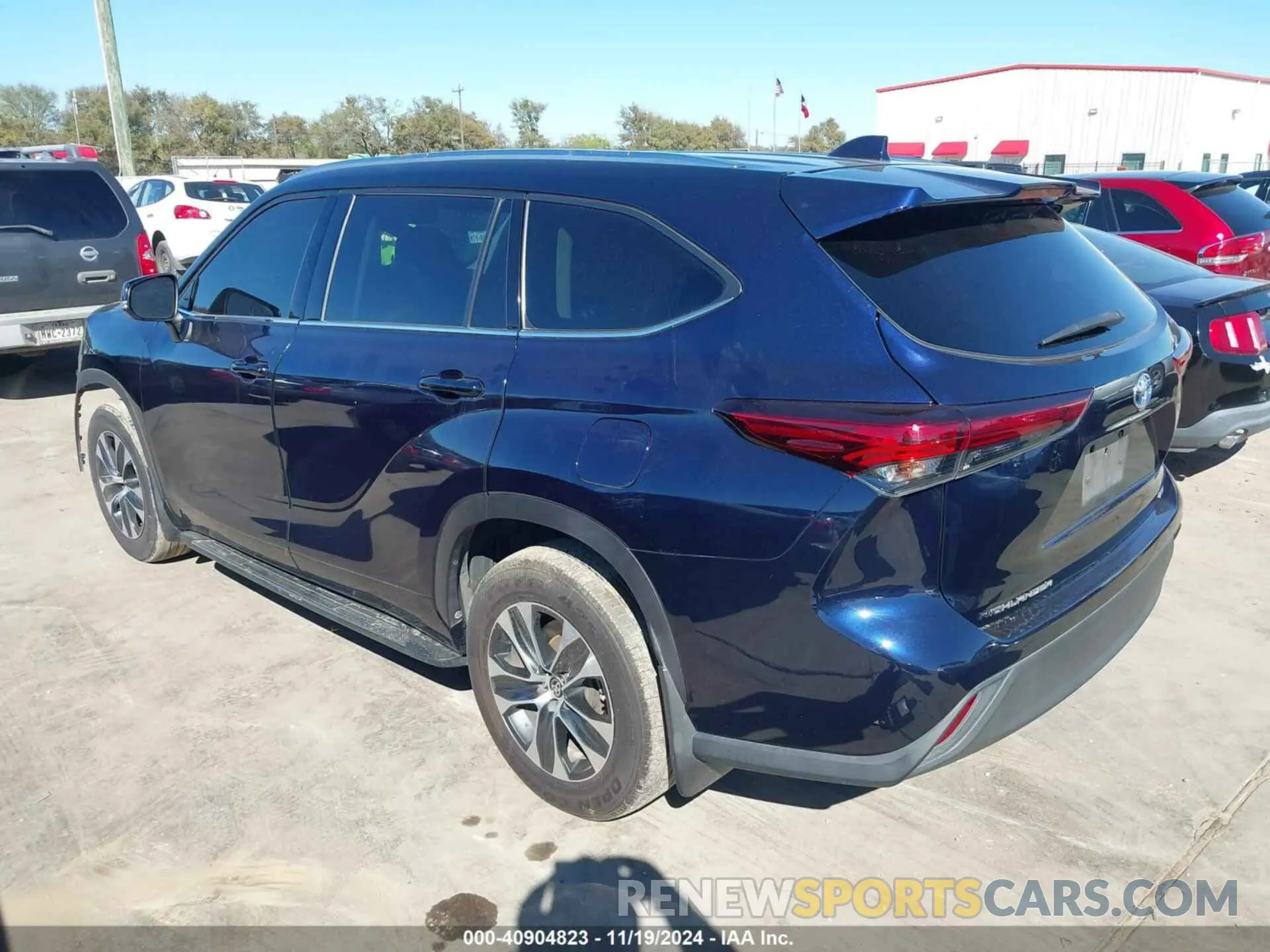 3 Photograph of a damaged car 5TDGARAH9LS502835 TOYOTA HIGHLANDER 2020