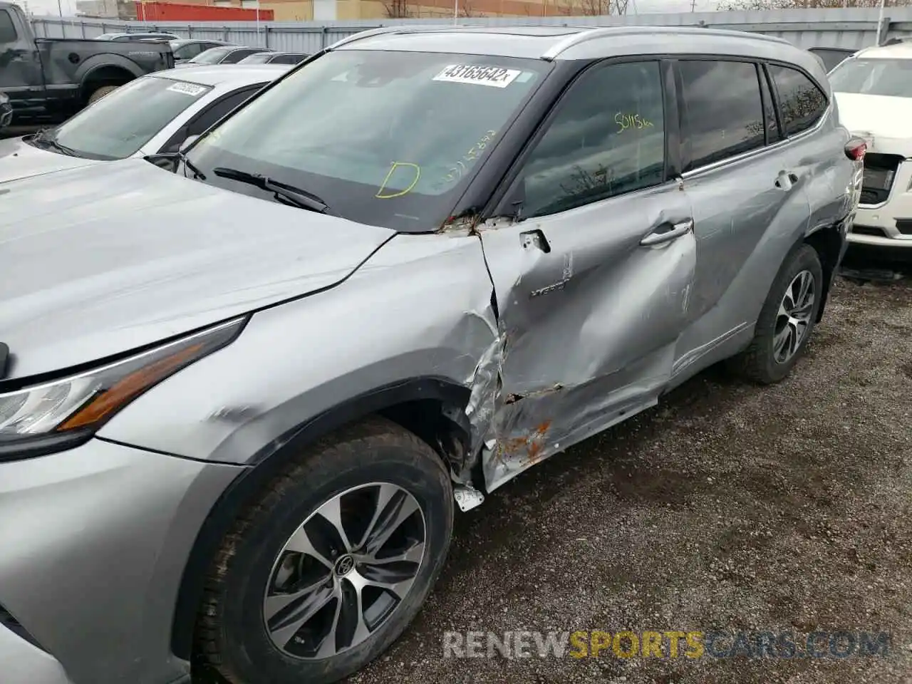 9 Photograph of a damaged car 5TDGBRCH0LS012181 TOYOTA HIGHLANDER 2020