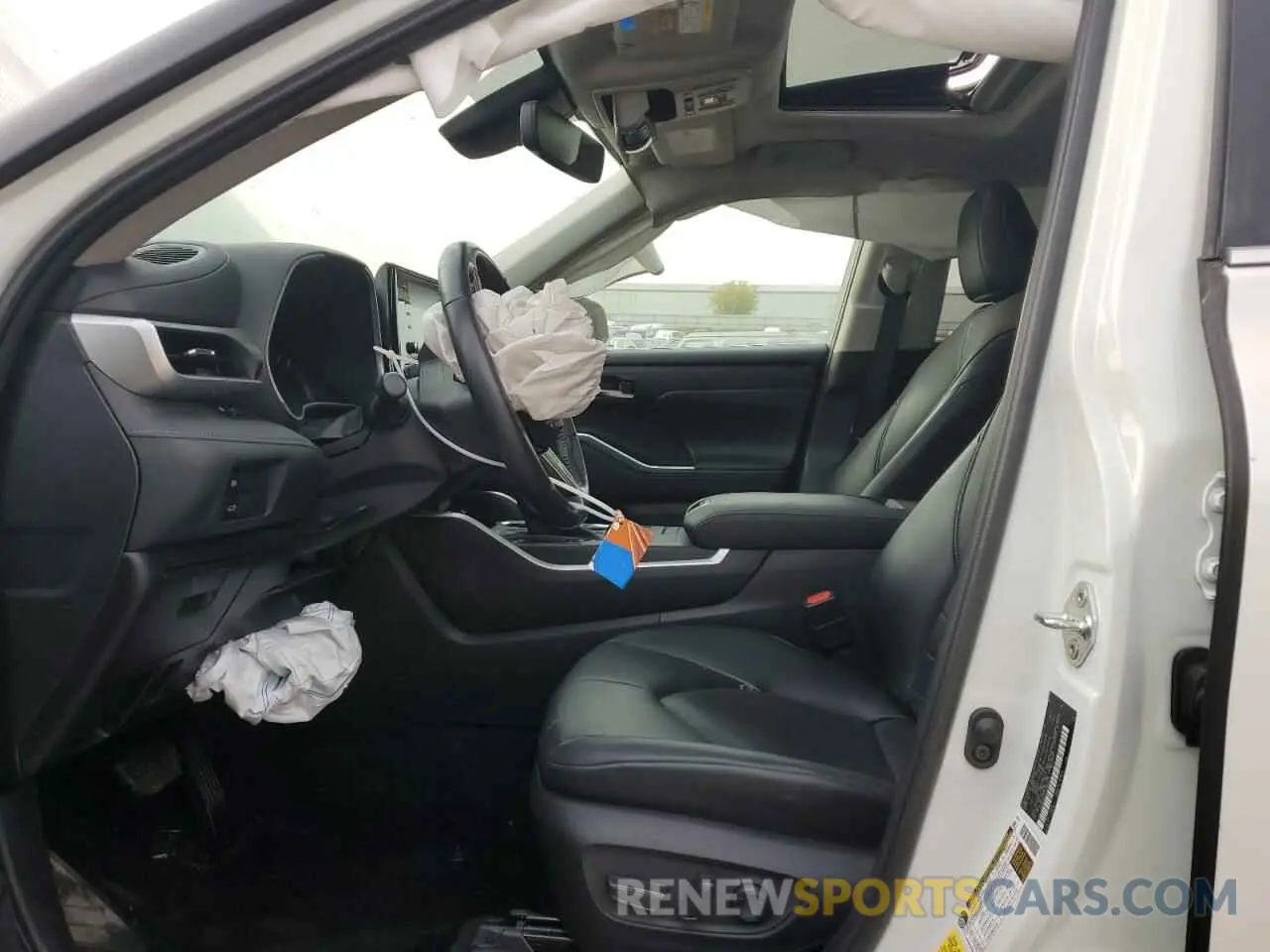 7 Photograph of a damaged car 5TDGBRCH1LS508719 TOYOTA HIGHLANDER 2020