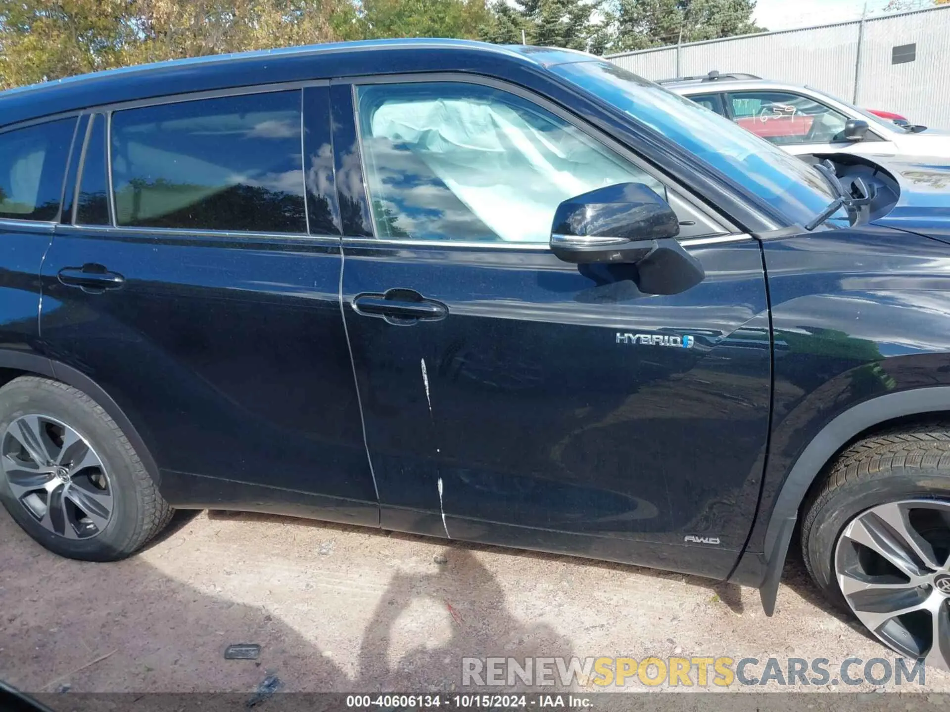 13 Photograph of a damaged car 5TDGBRCH2LS507076 TOYOTA HIGHLANDER 2020
