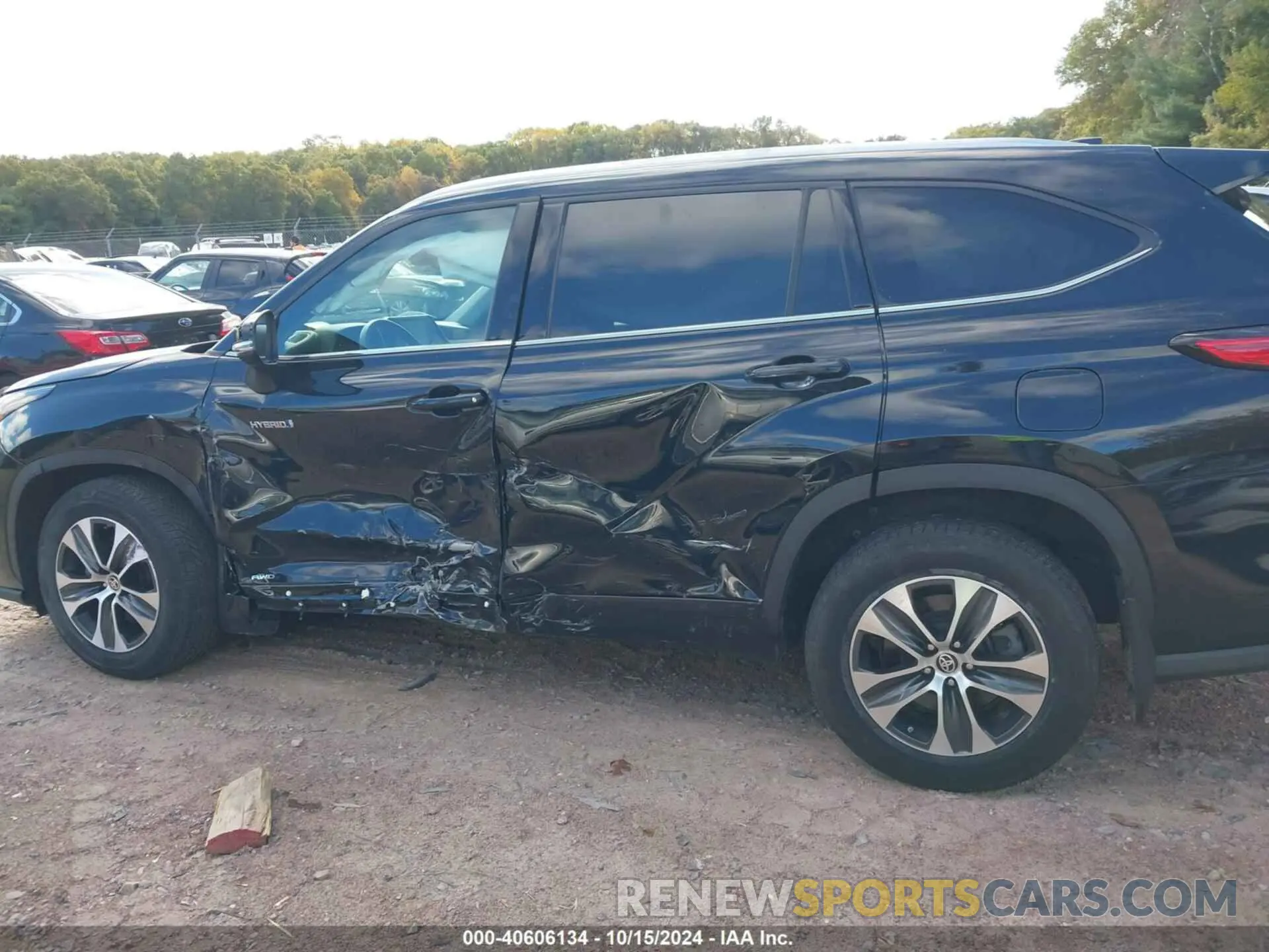 14 Photograph of a damaged car 5TDGBRCH2LS507076 TOYOTA HIGHLANDER 2020