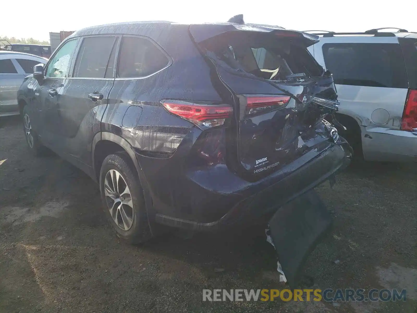 3 Photograph of a damaged car 5TDGBRCH2LS512035 TOYOTA HIGHLANDER 2020