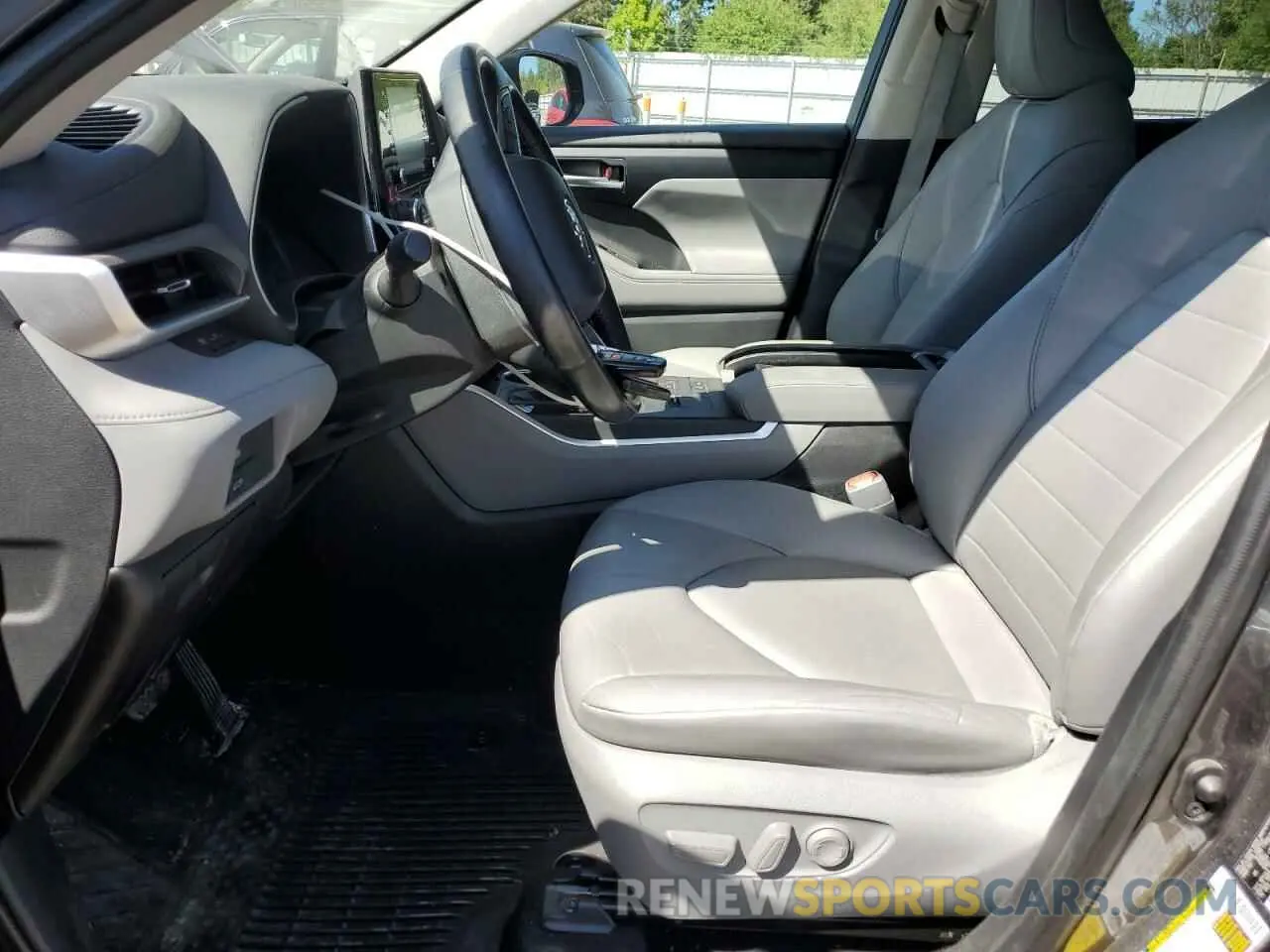 7 Photograph of a damaged car 5TDGBRCH4LS512456 TOYOTA HIGHLANDER 2020