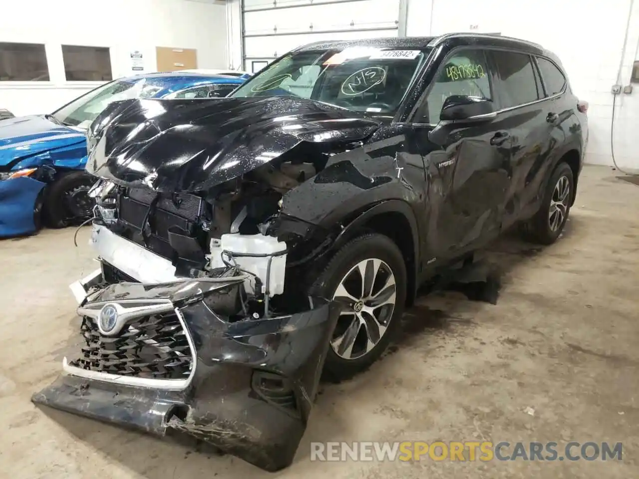 2 Photograph of a damaged car 5TDGBRCHXLS506614 TOYOTA HIGHLANDER 2020