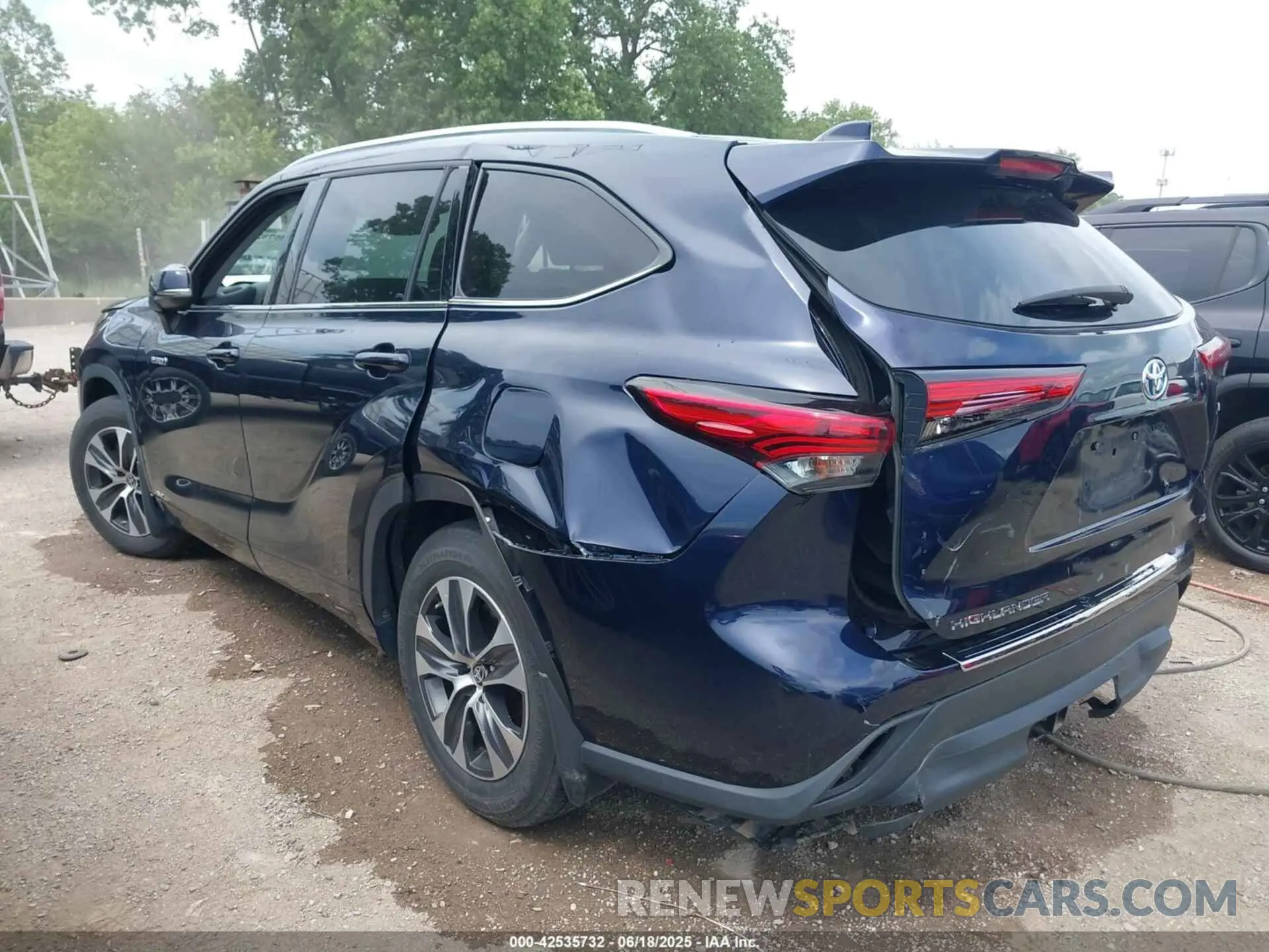 6 Photograph of a damaged car 5TDGBRCHXLS512039 TOYOTA HIGHLANDER 2020