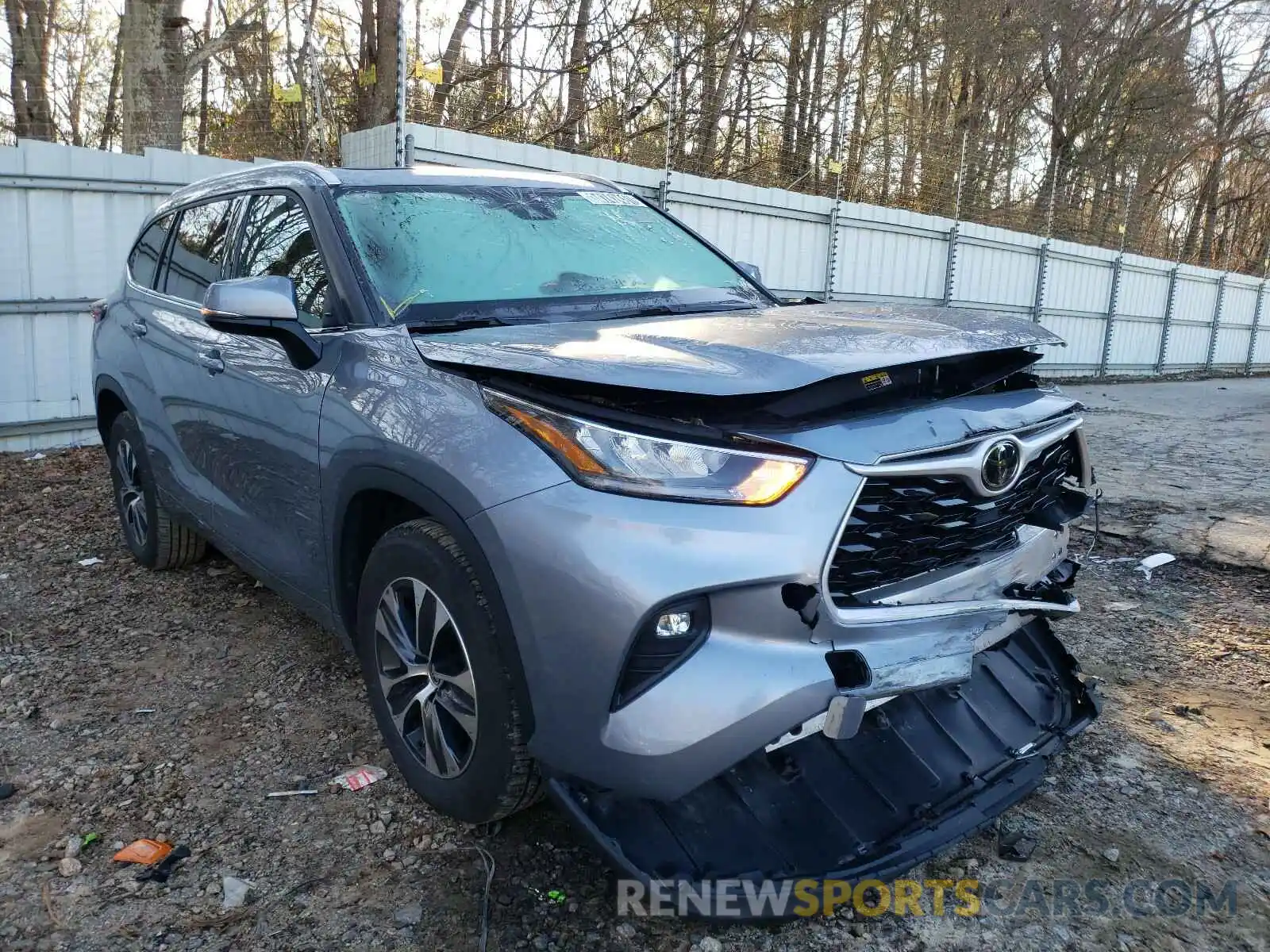 1 Photograph of a damaged car 5TDGZRAH0LS010655 TOYOTA HIGHLANDER 2020