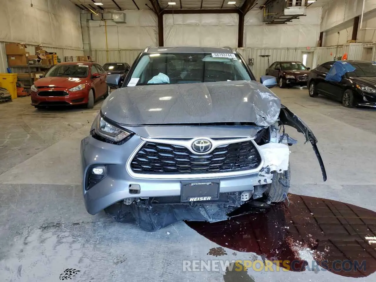 5 Photograph of a damaged car 5TDGZRAH0LS027570 TOYOTA HIGHLANDER 2020