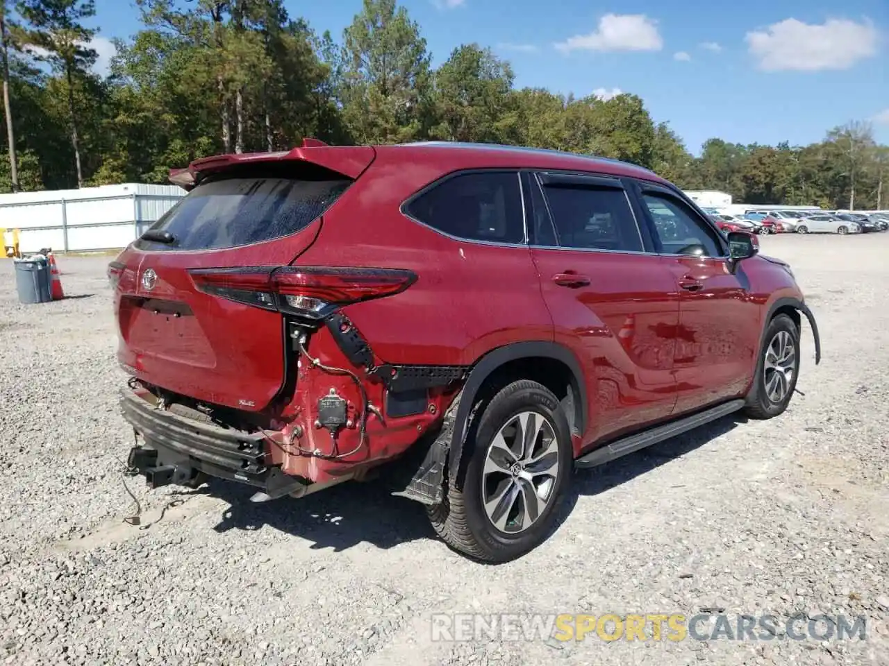 4 Photograph of a damaged car 5TDGZRAH0LS028993 TOYOTA HIGHLANDER 2020