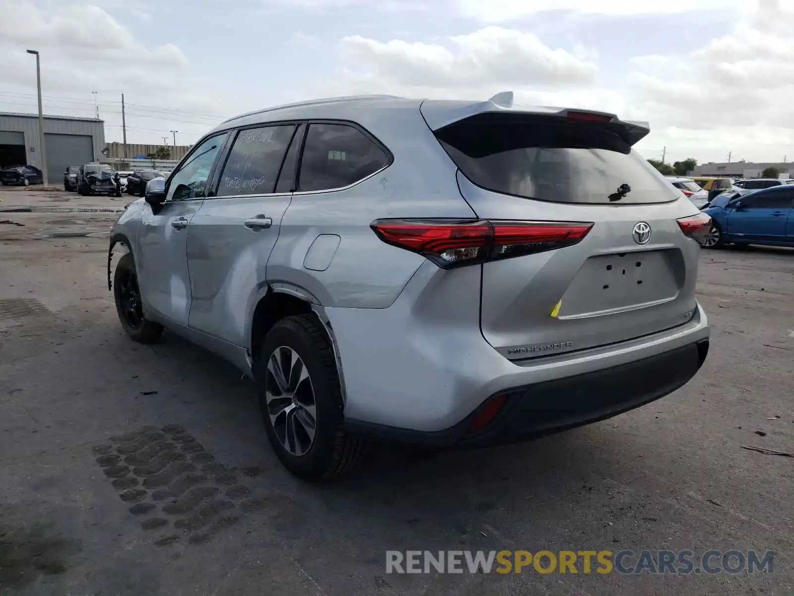 3 Photograph of a damaged car 5TDGZRAH0LS505759 TOYOTA HIGHLANDER 2020