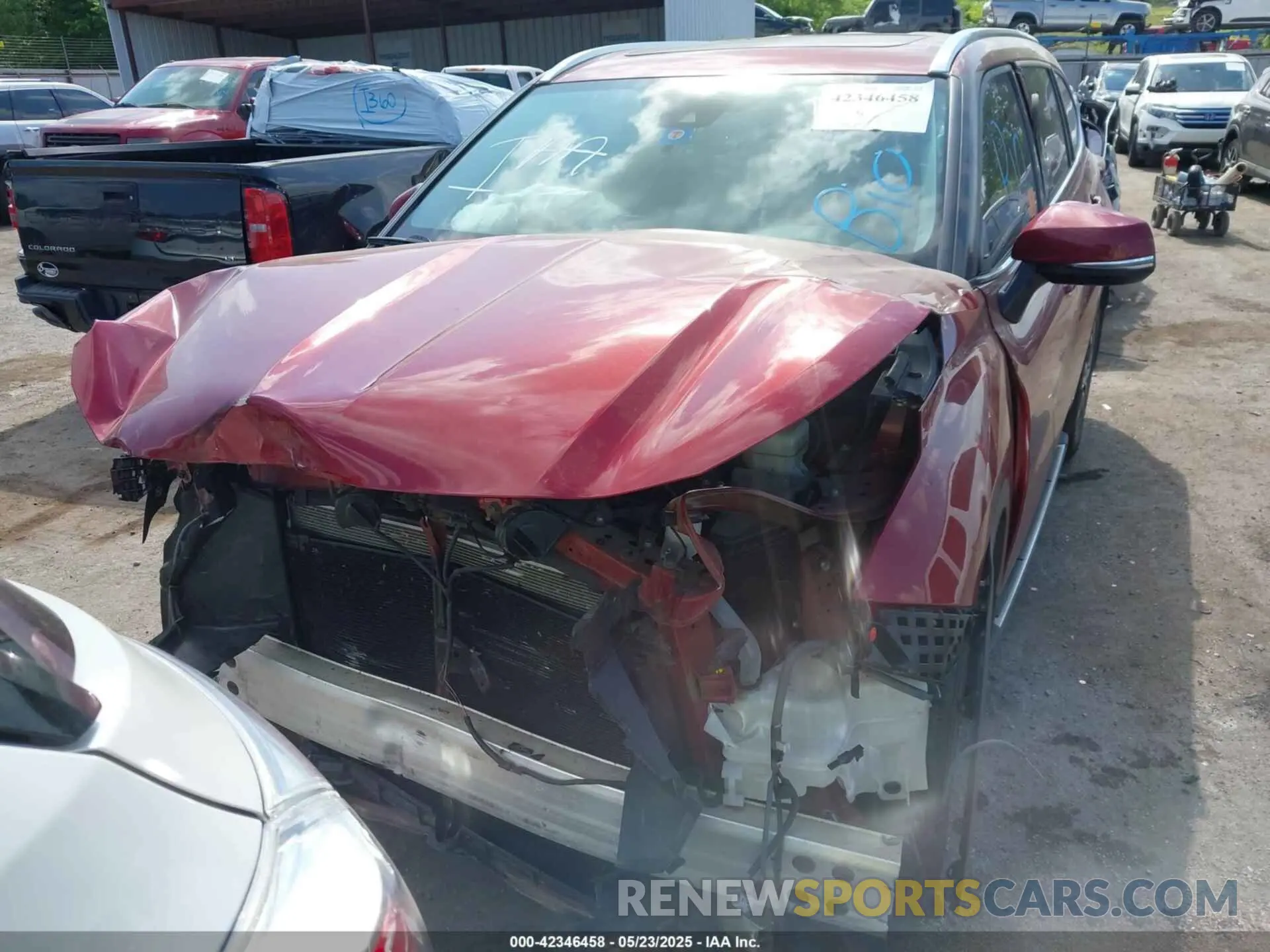 12 Photograph of a damaged car 5TDGZRAH0LS510993 TOYOTA HIGHLANDER 2020