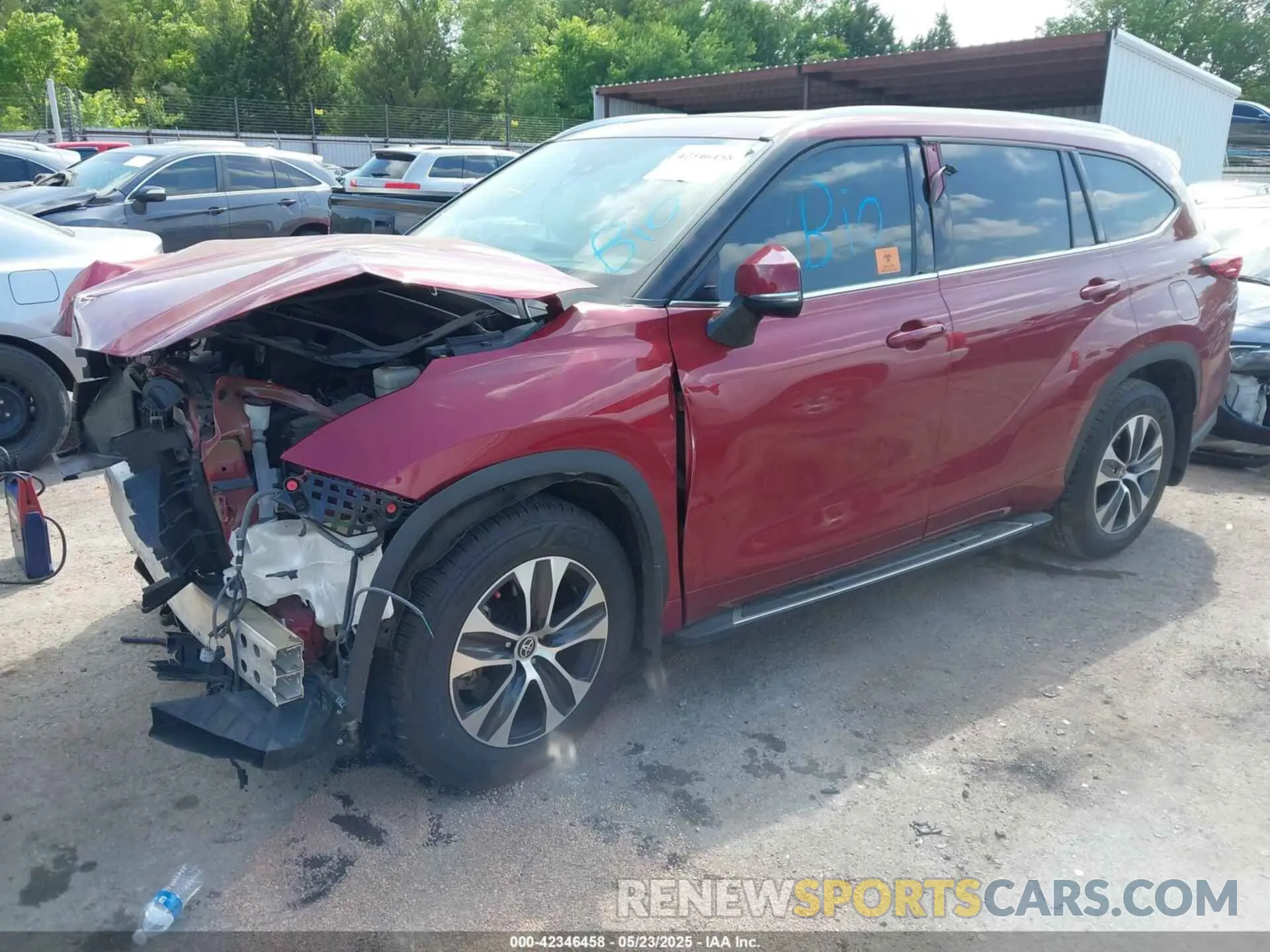 2 Photograph of a damaged car 5TDGZRAH0LS510993 TOYOTA HIGHLANDER 2020