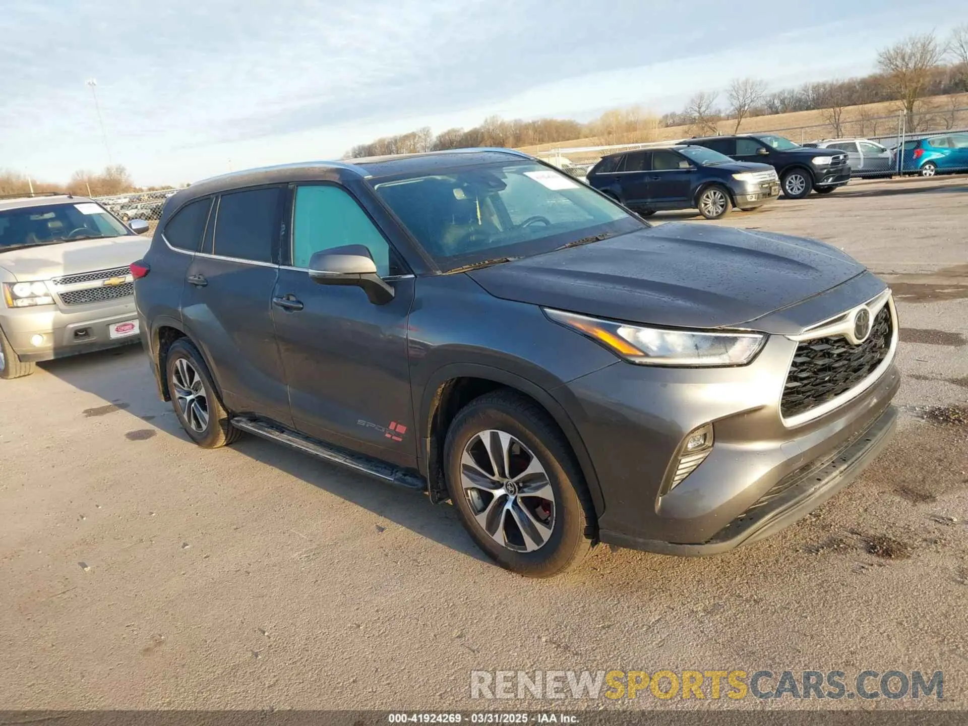 1 Photograph of a damaged car 5TDGZRAH1LS005822 TOYOTA HIGHLANDER 2020