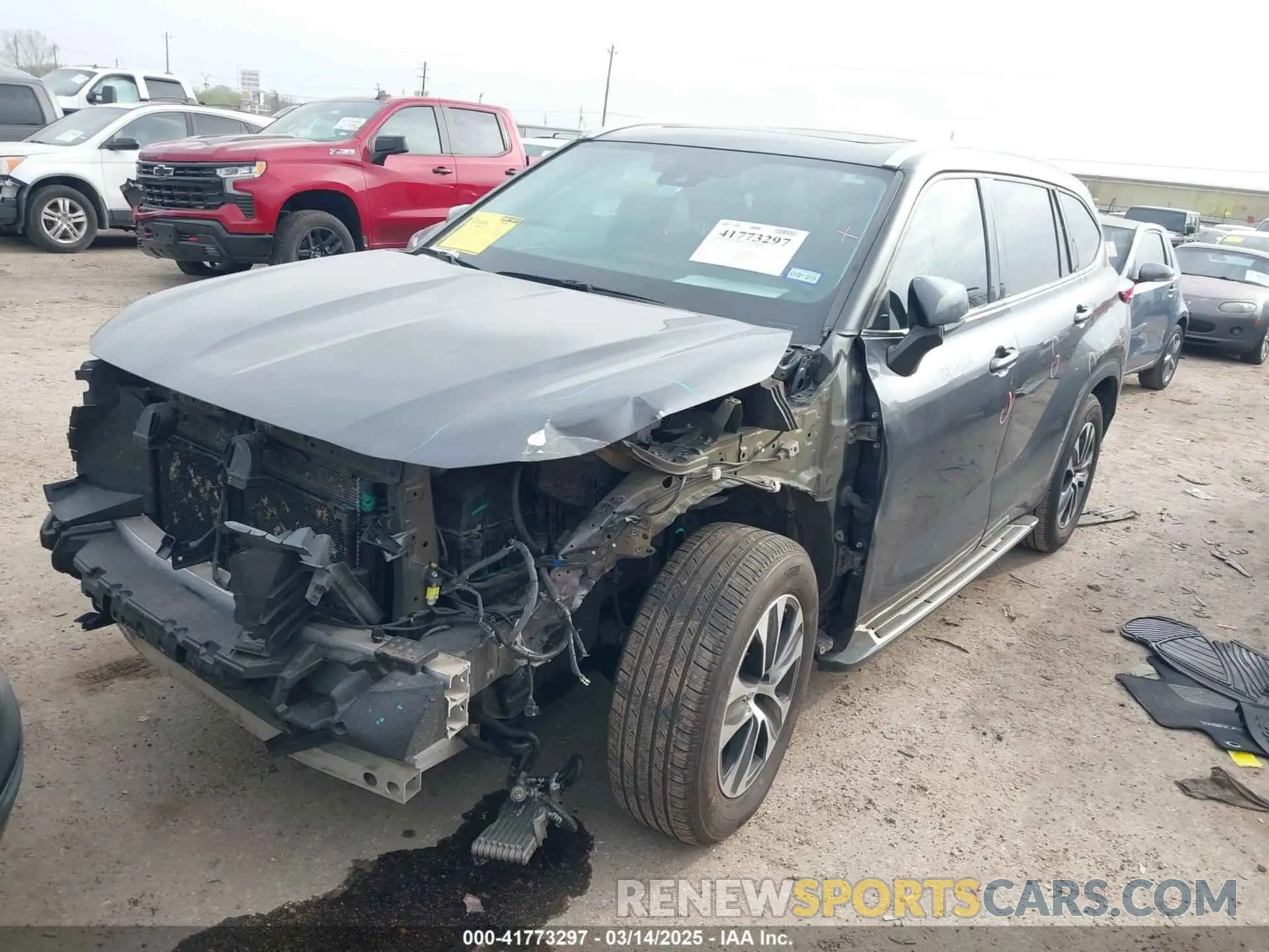 2 Photograph of a damaged car 5TDGZRAH1LS013144 TOYOTA HIGHLANDER 2020