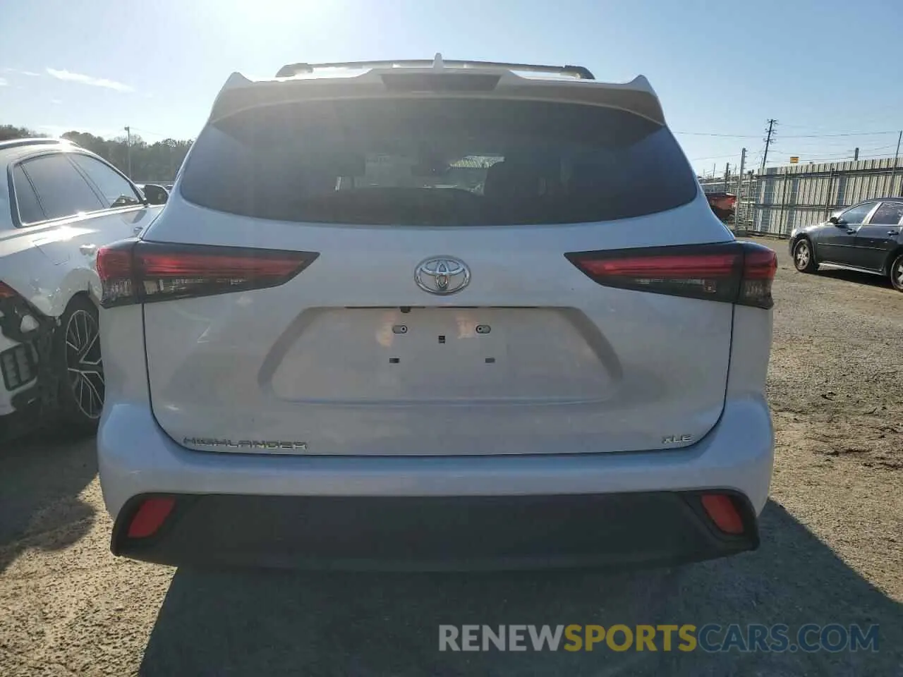 6 Photograph of a damaged car 5TDGZRAH1LS511571 TOYOTA HIGHLANDER 2020