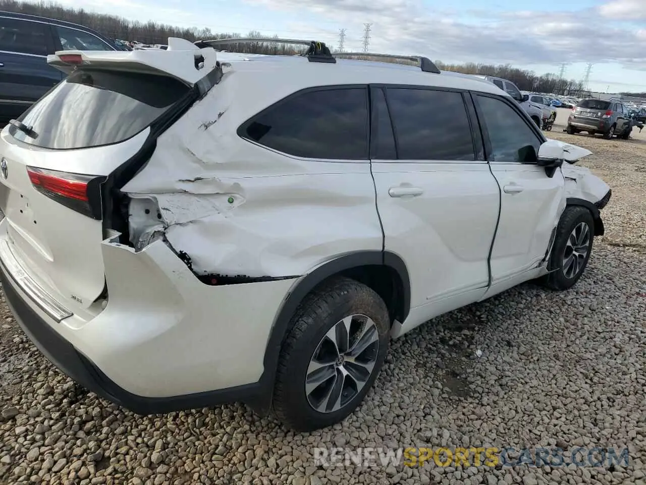 3 Photograph of a damaged car 5TDGZRAH2LS502880 TOYOTA HIGHLANDER 2020