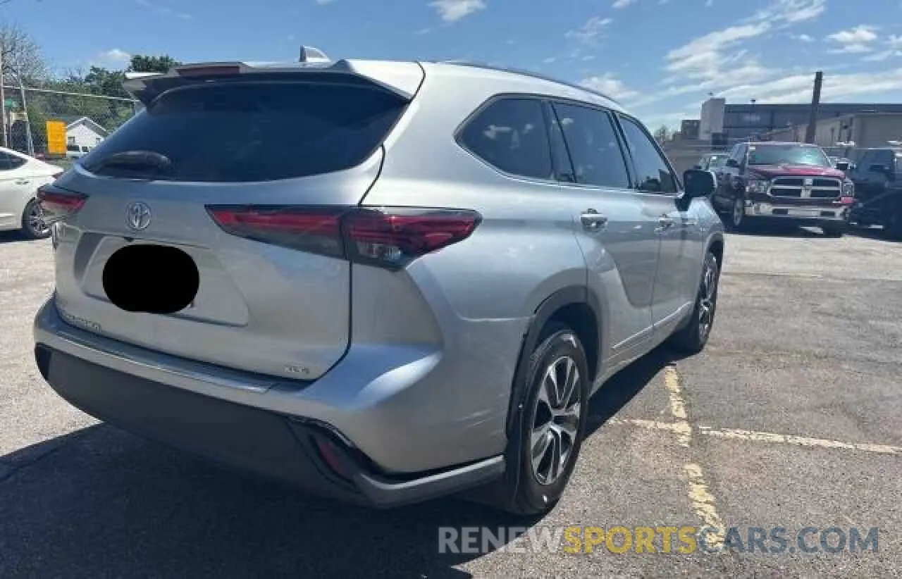 4 Photograph of a damaged car 5TDGZRAH2LS509392 TOYOTA HIGHLANDER 2020