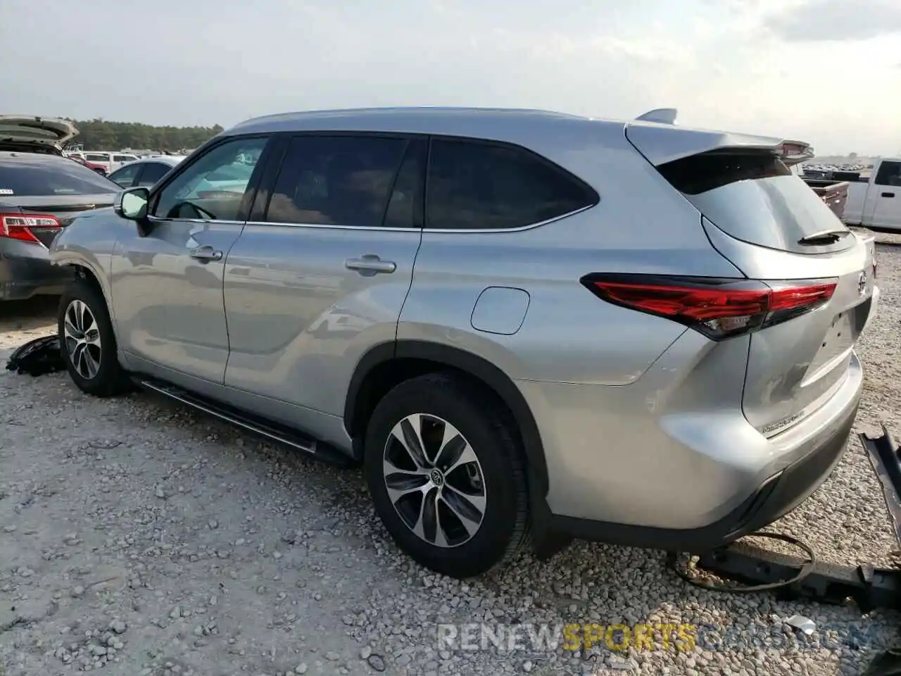 2 Photograph of a damaged car 5TDGZRAH3LS502807 TOYOTA HIGHLANDER 2020