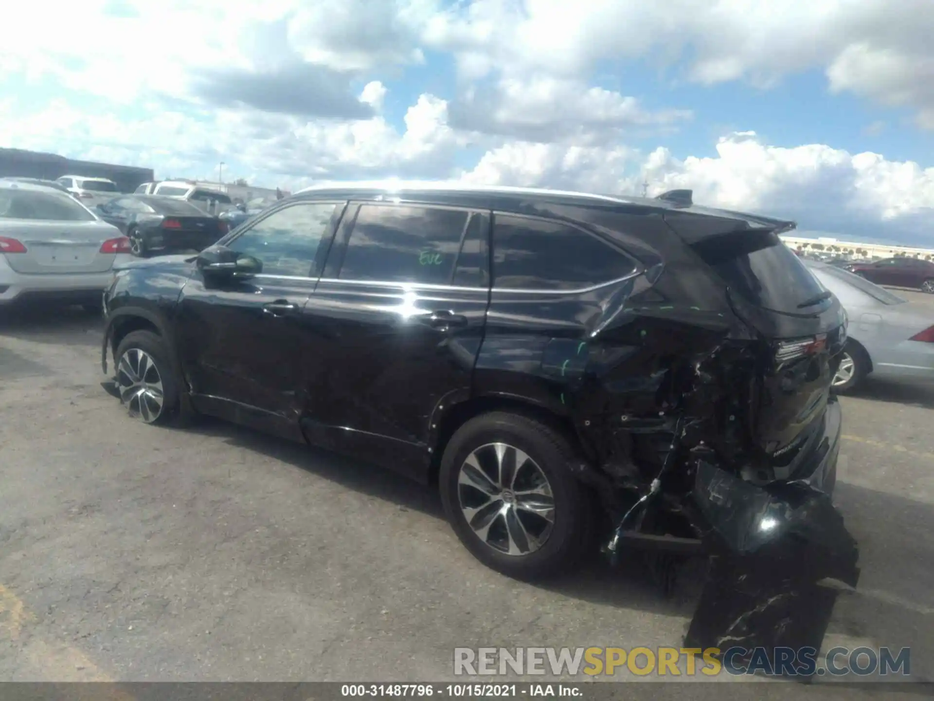 3 Photograph of a damaged car 5TDGZRAH3LS502824 TOYOTA HIGHLANDER 2020