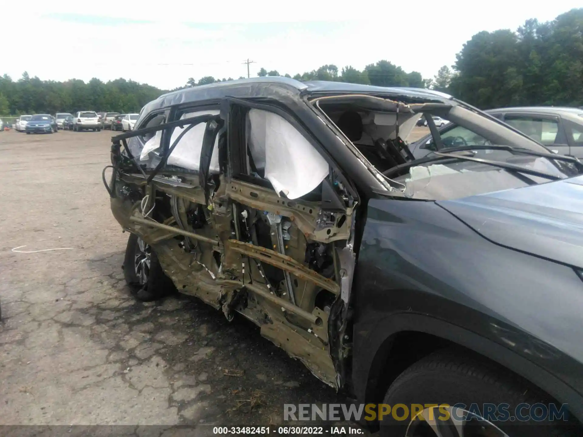 6 Photograph of a damaged car 5TDGZRAH3LS509658 TOYOTA HIGHLANDER 2020