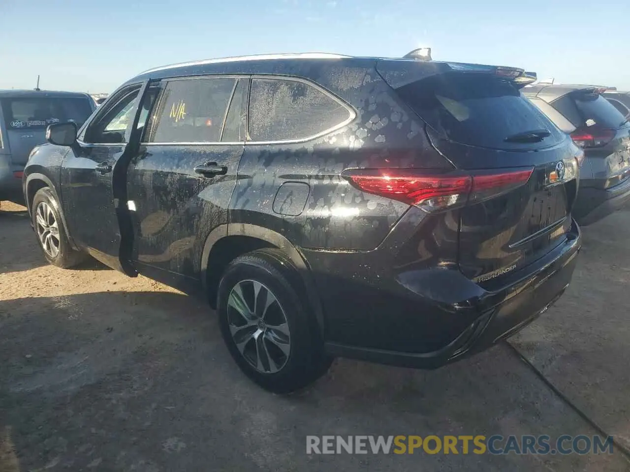 2 Photograph of a damaged car 5TDGZRAH3LS512656 TOYOTA HIGHLANDER 2020