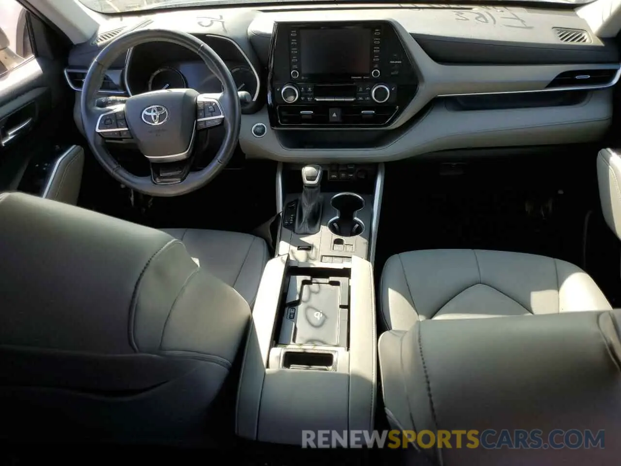 8 Photograph of a damaged car 5TDGZRAH3LS512656 TOYOTA HIGHLANDER 2020
