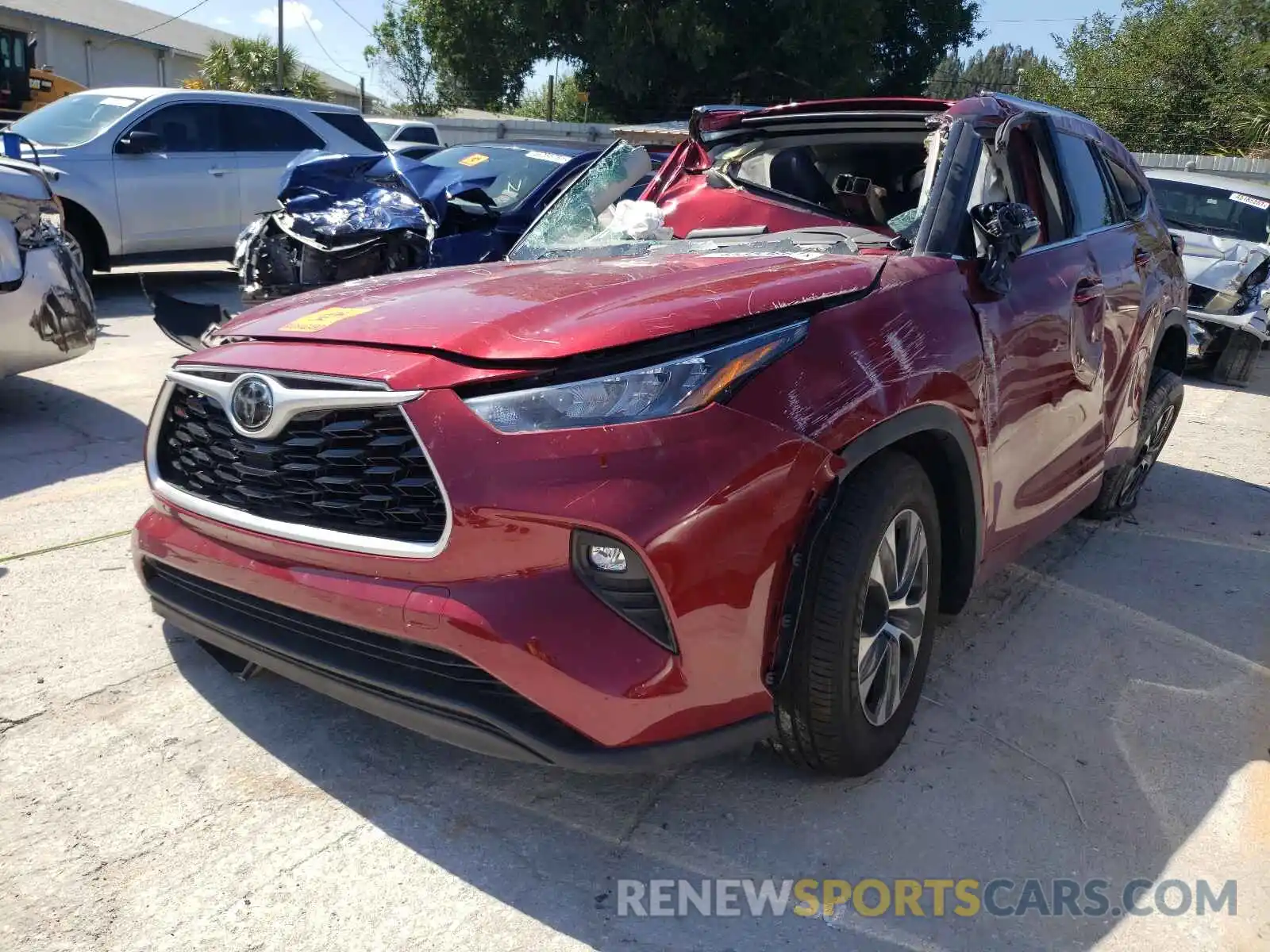 2 Photograph of a damaged car 5TDGZRAH3LS513824 TOYOTA HIGHLANDER 2020