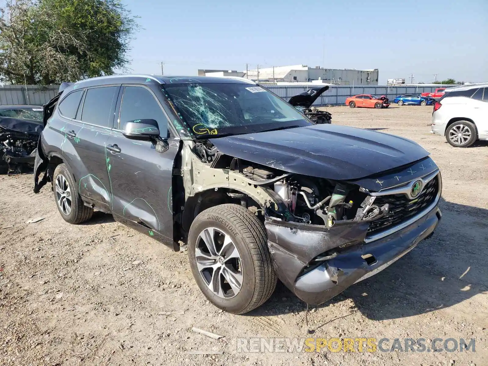 1 Photograph of a damaged car 5TDGZRAH4LS016460 TOYOTA HIGHLANDER 2020